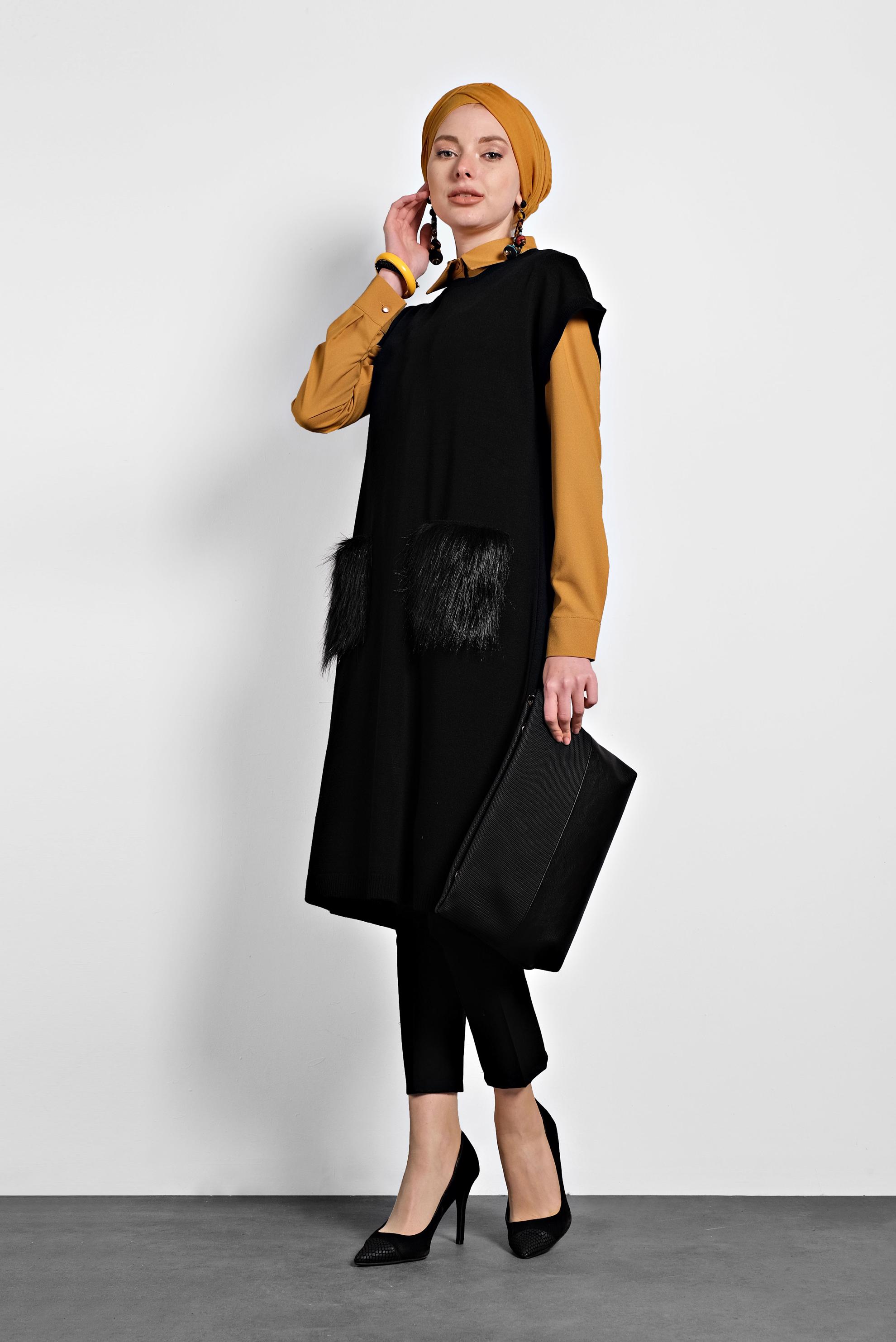 Tesettür giyim SİYAH CEPLERİ TÜYLÜ TRİKO TUNİK 40021 