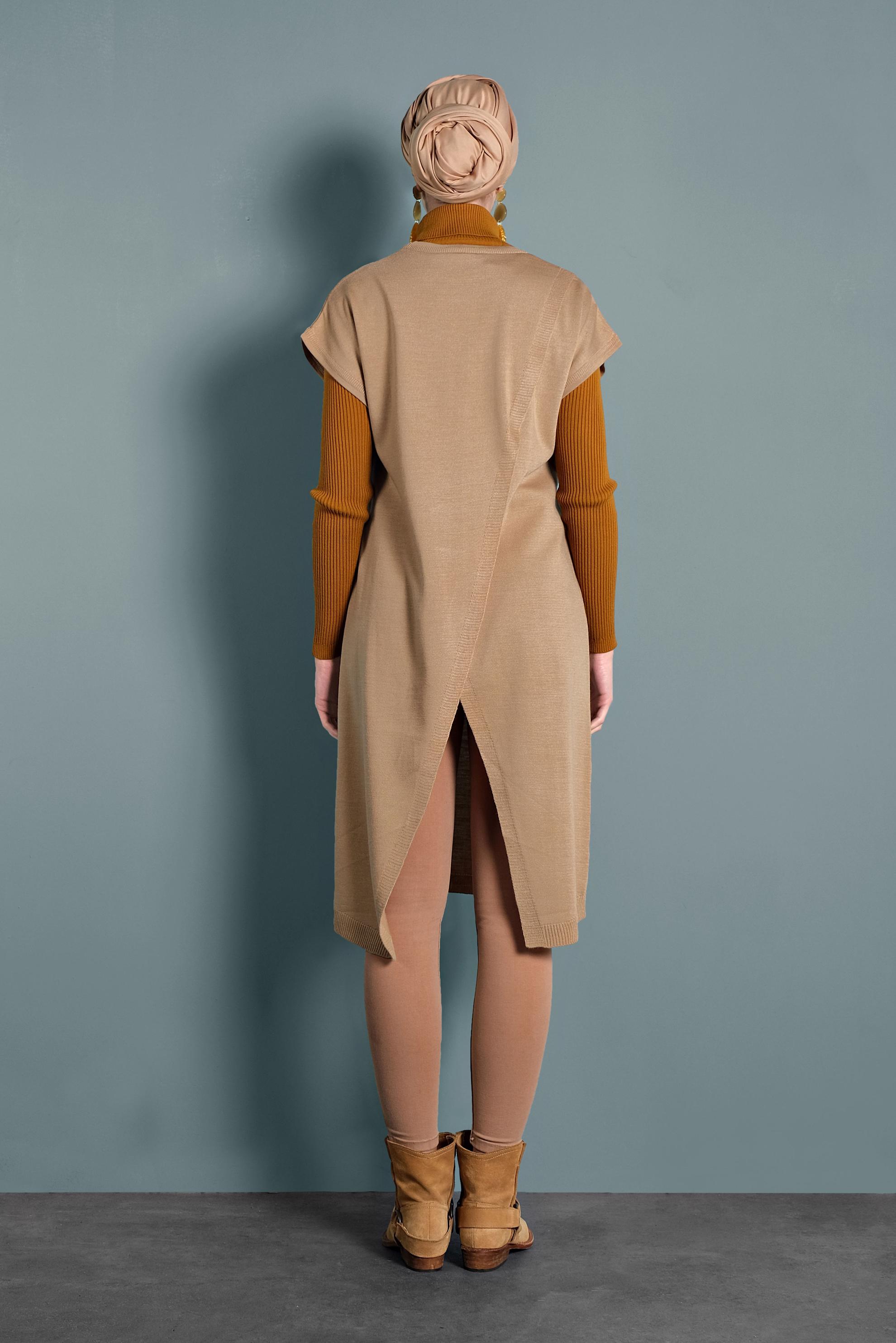 Tesettür giyim KAHVE CEPLERİ TÜYLÜ TRİKO TUNİK 40021 