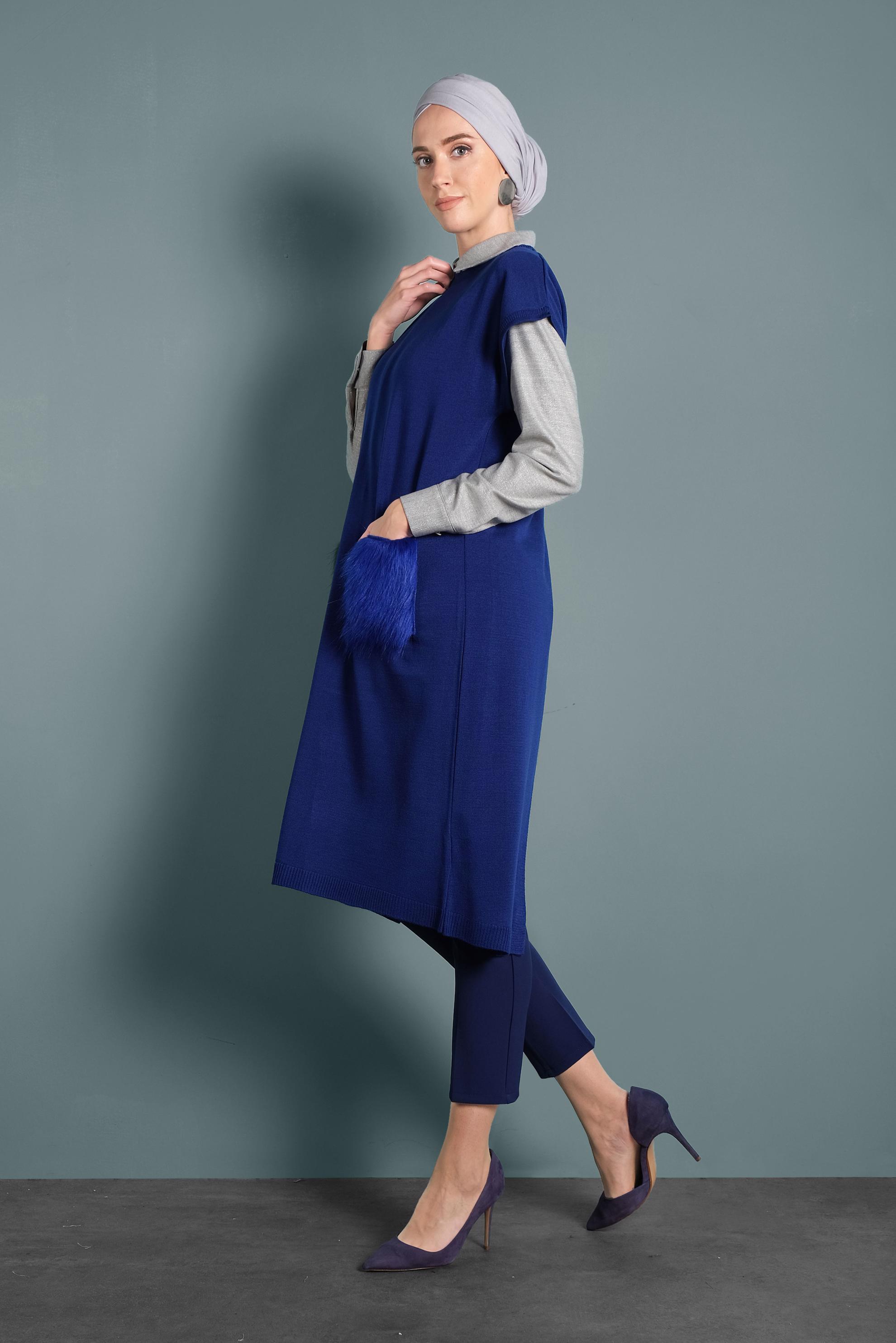 Tesettür giyim LACİVERT CEPLERİ TÜYLÜ TRİKO TUNİK 40021 