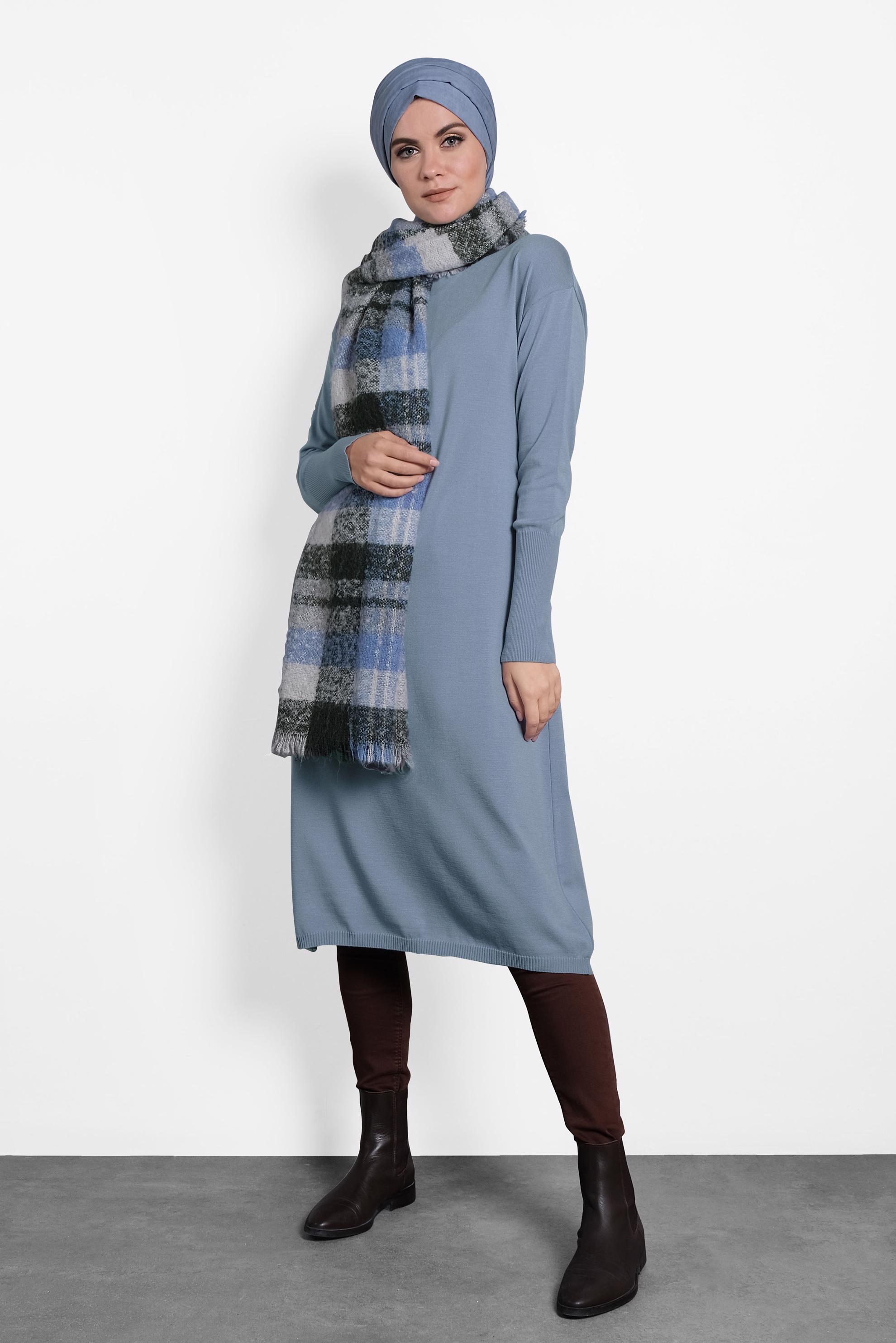 Tesettür giyim MAVİ BALIKÇI YAKA UZUN TRİKO TUNİK 40022