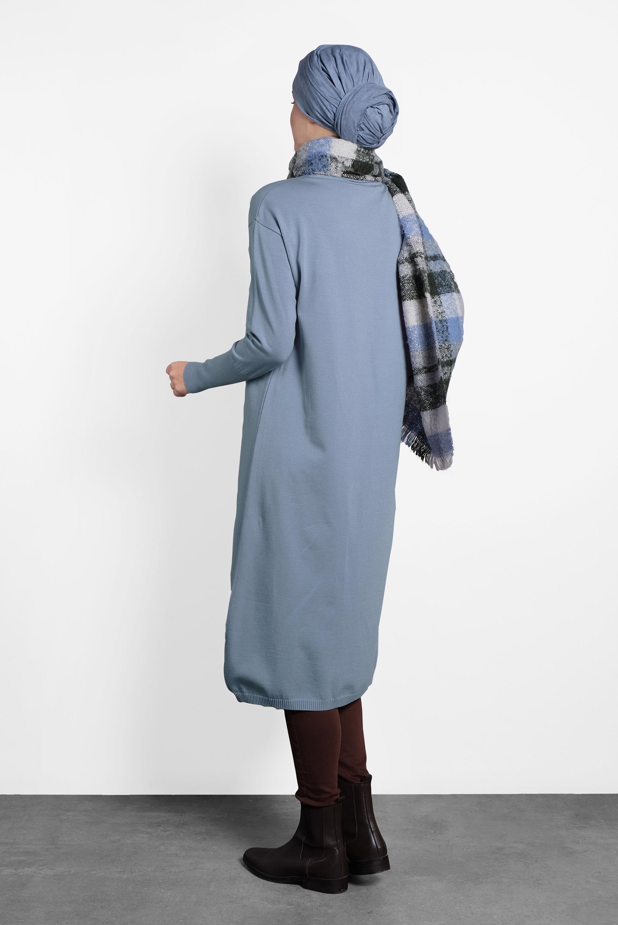 Tesettür giyim MAVİ BALIKÇI YAKA UZUN TRİKO TUNİK 40022