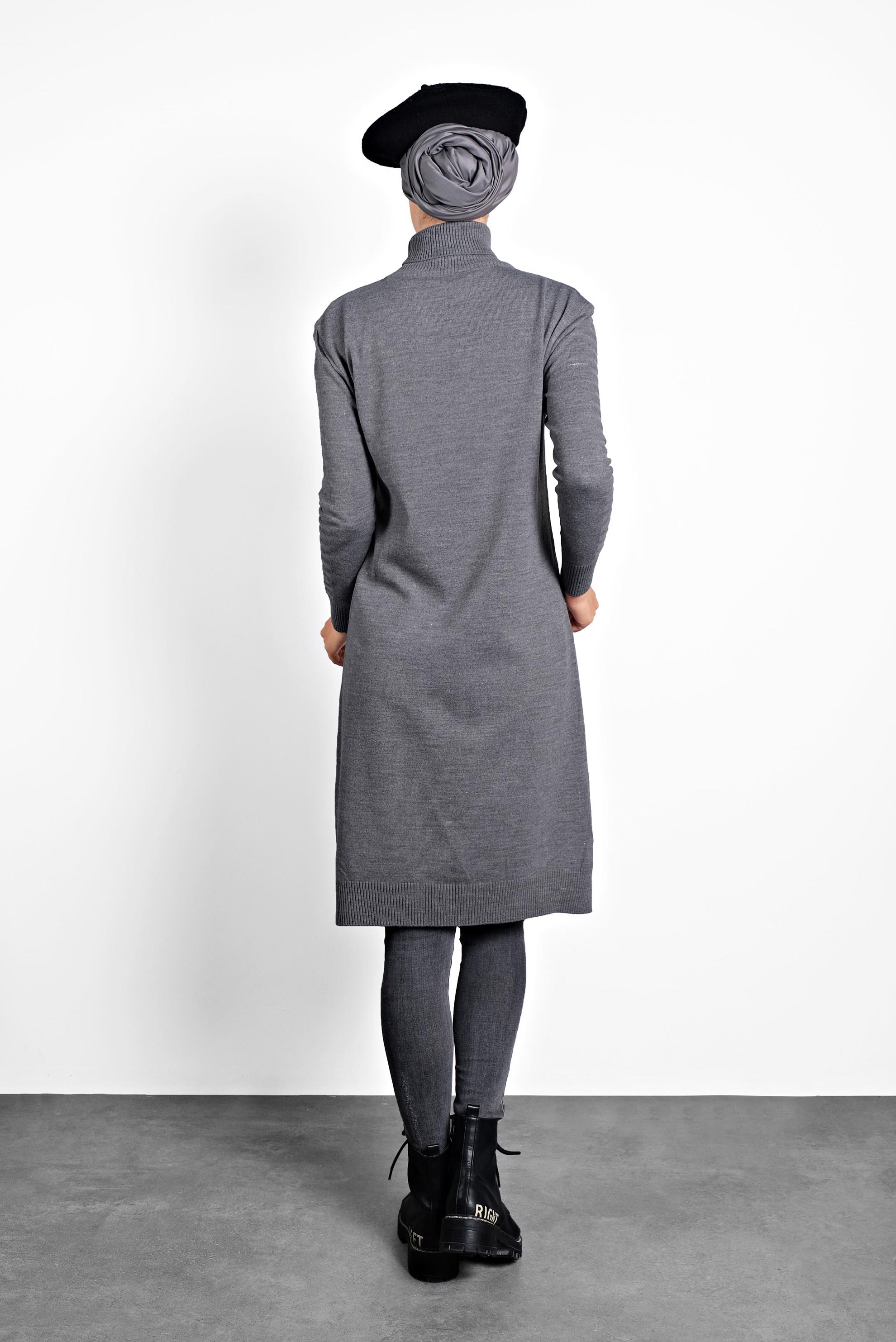 Tesettür giyim GRİ BOĞAZLI TRİKO TUNİK 40030