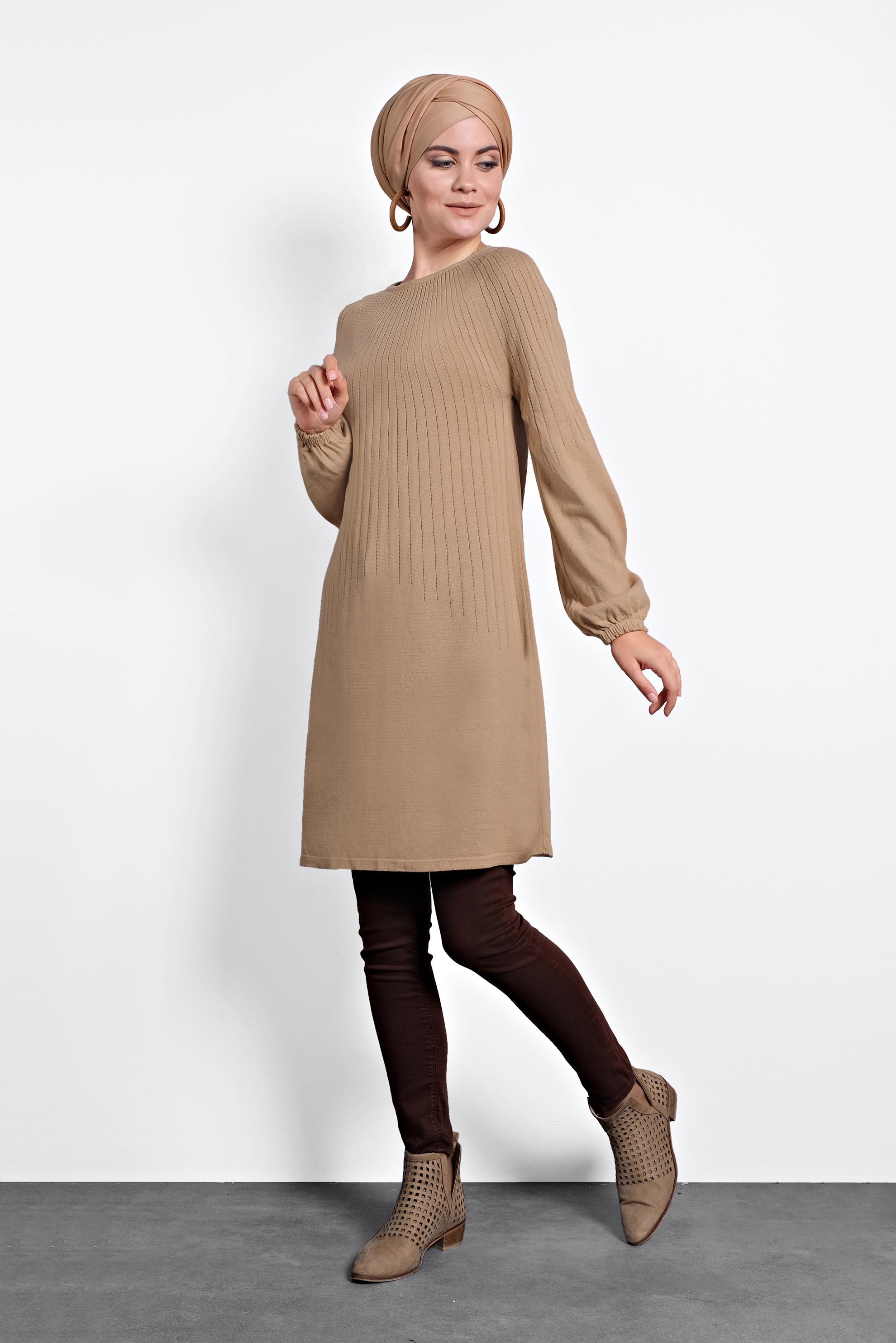Tesettür giyim KAHVE MANŞETLERİ LASTİKLİ TRİKO TUNİK 40031 