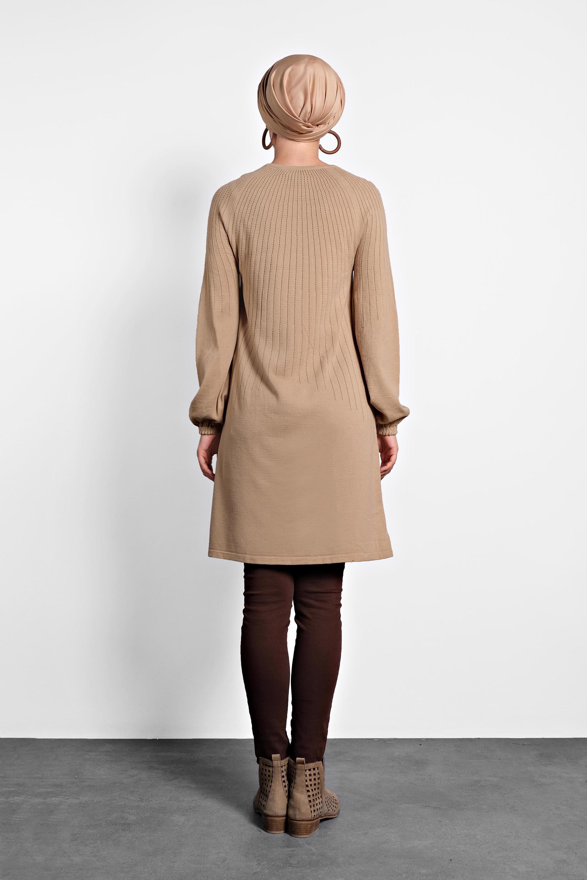 Tesettür giyim KAHVE MANŞETLERİ LASTİKLİ TRİKO TUNİK 40031 