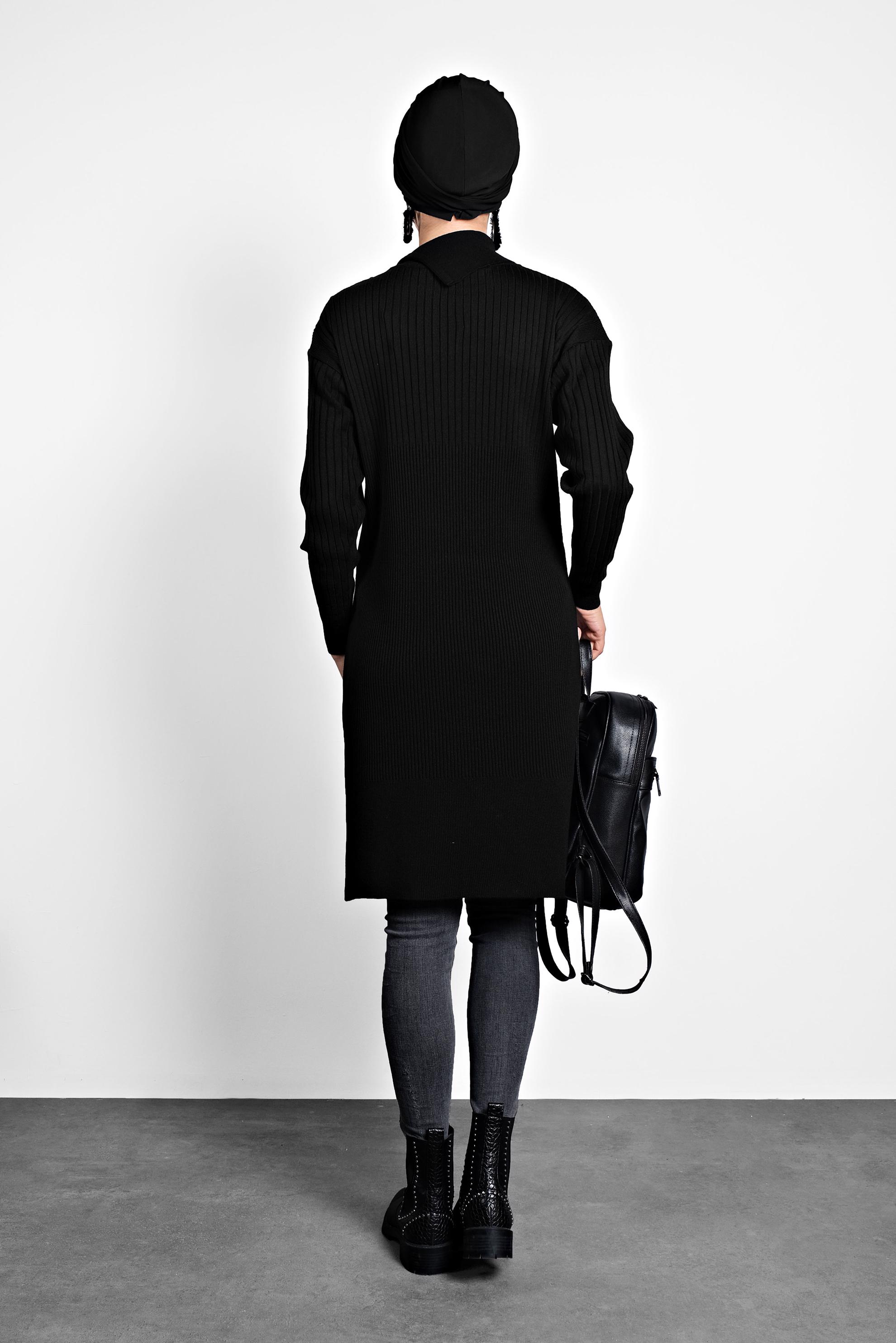 Tesettür giyim SİYAH FİTİLLİ TRİKO TUNİK 40032 