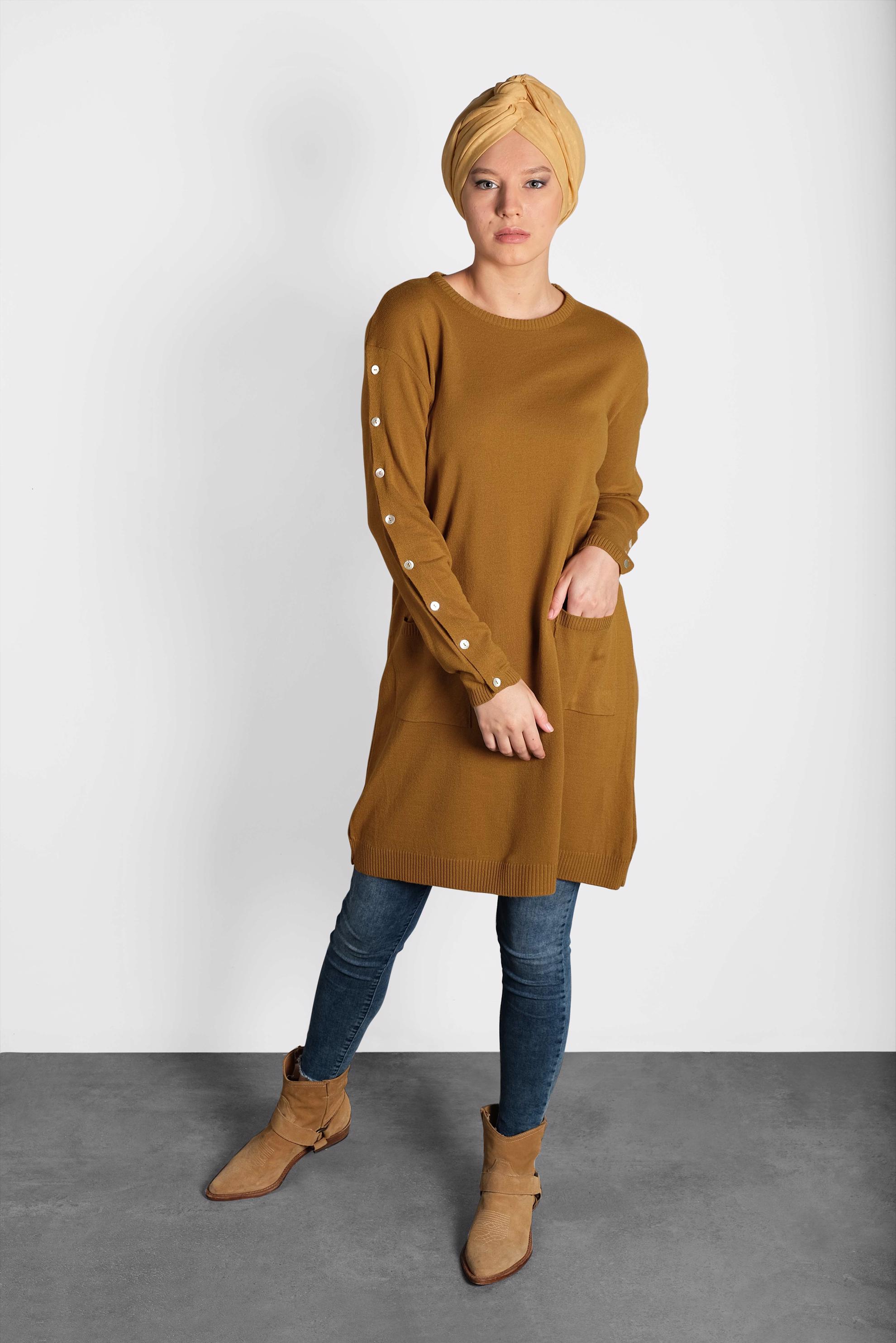 Tesettür giyim SARI DÜĞMELİ CEPLİ TRİKO TUNİK 40033