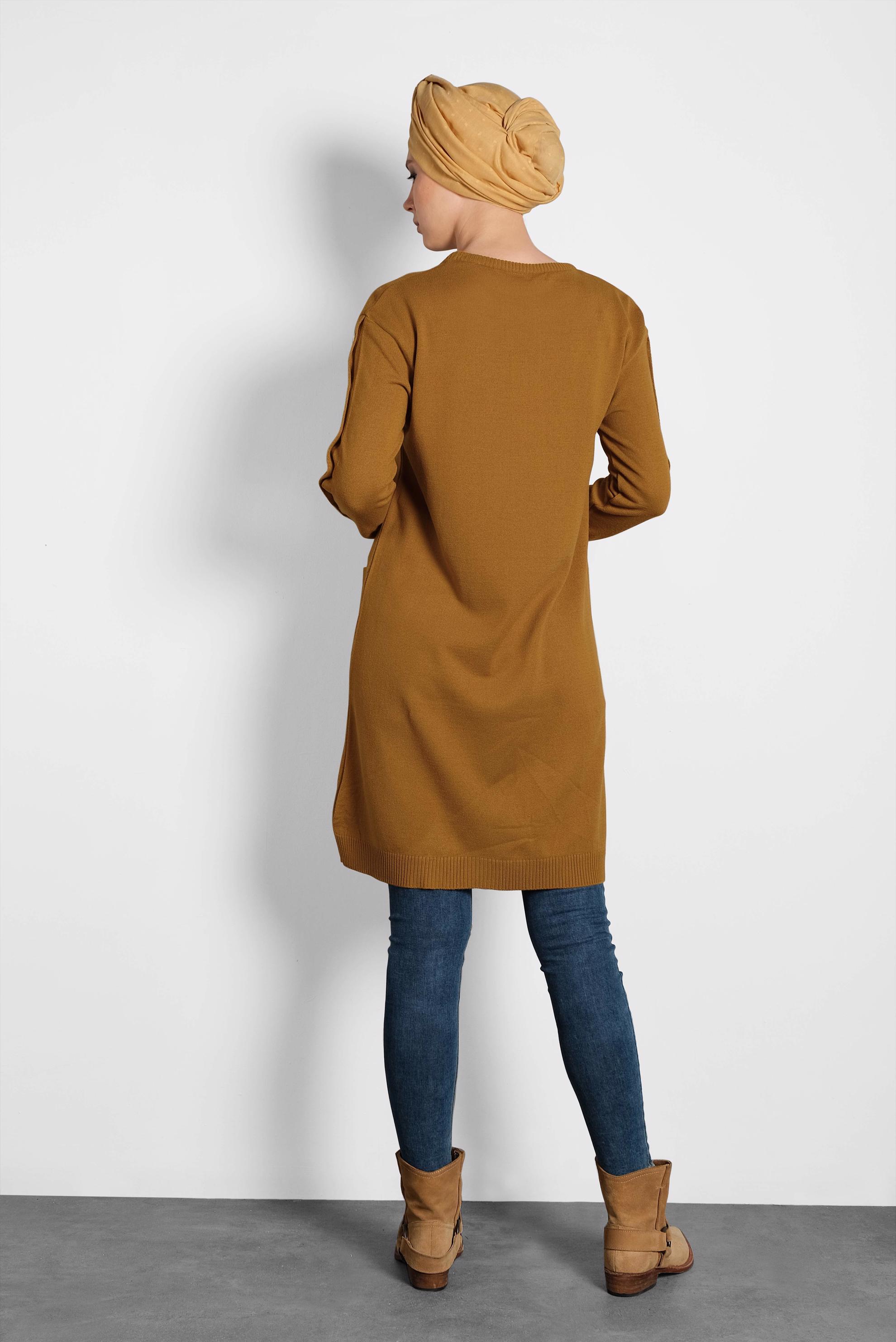 Tesettür giyim SARI DÜĞMELİ CEPLİ TRİKO TUNİK 40033