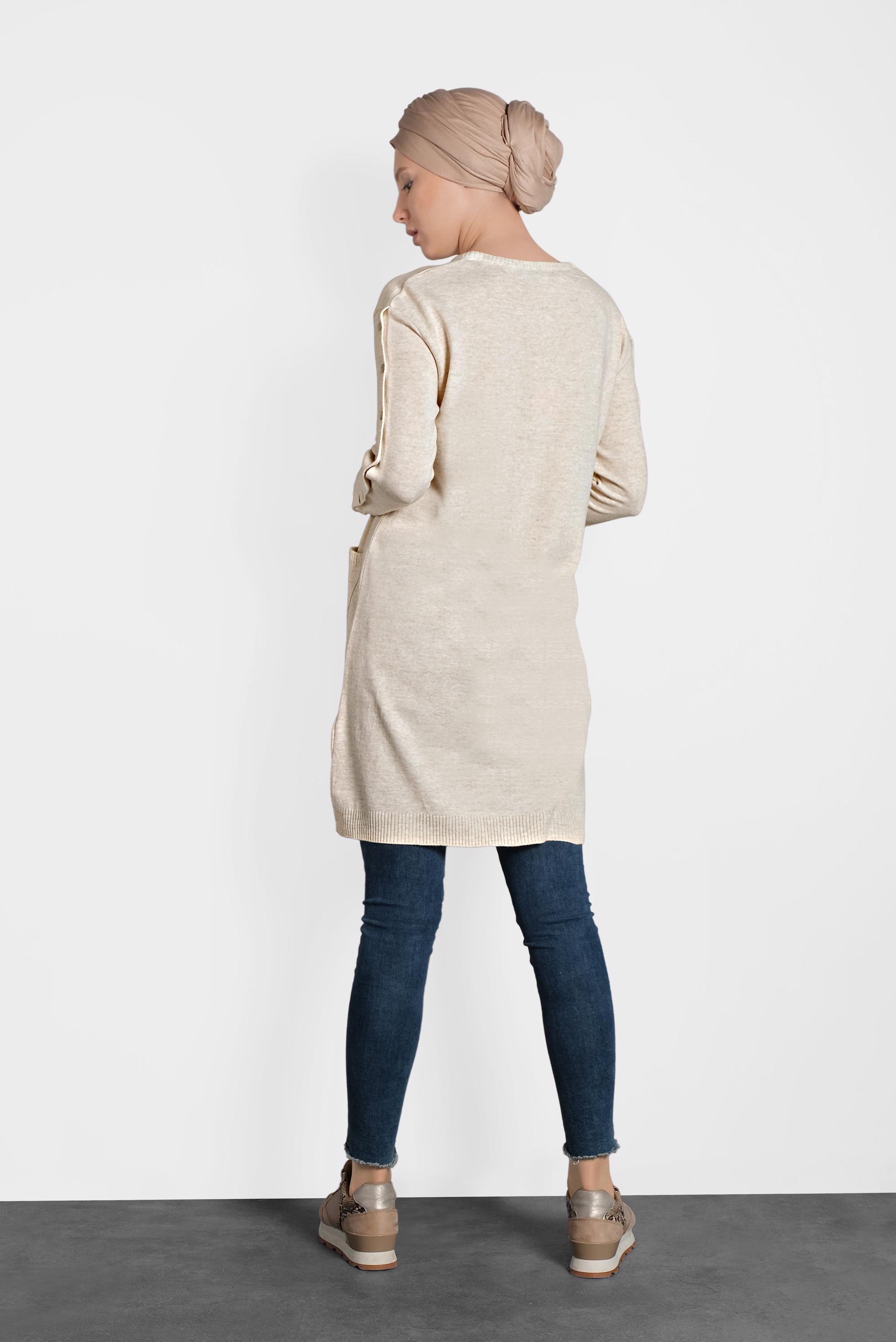 Tesettür giyim BEJ DÜĞMELİ CEPLİ TRİKO TUNİK 40033