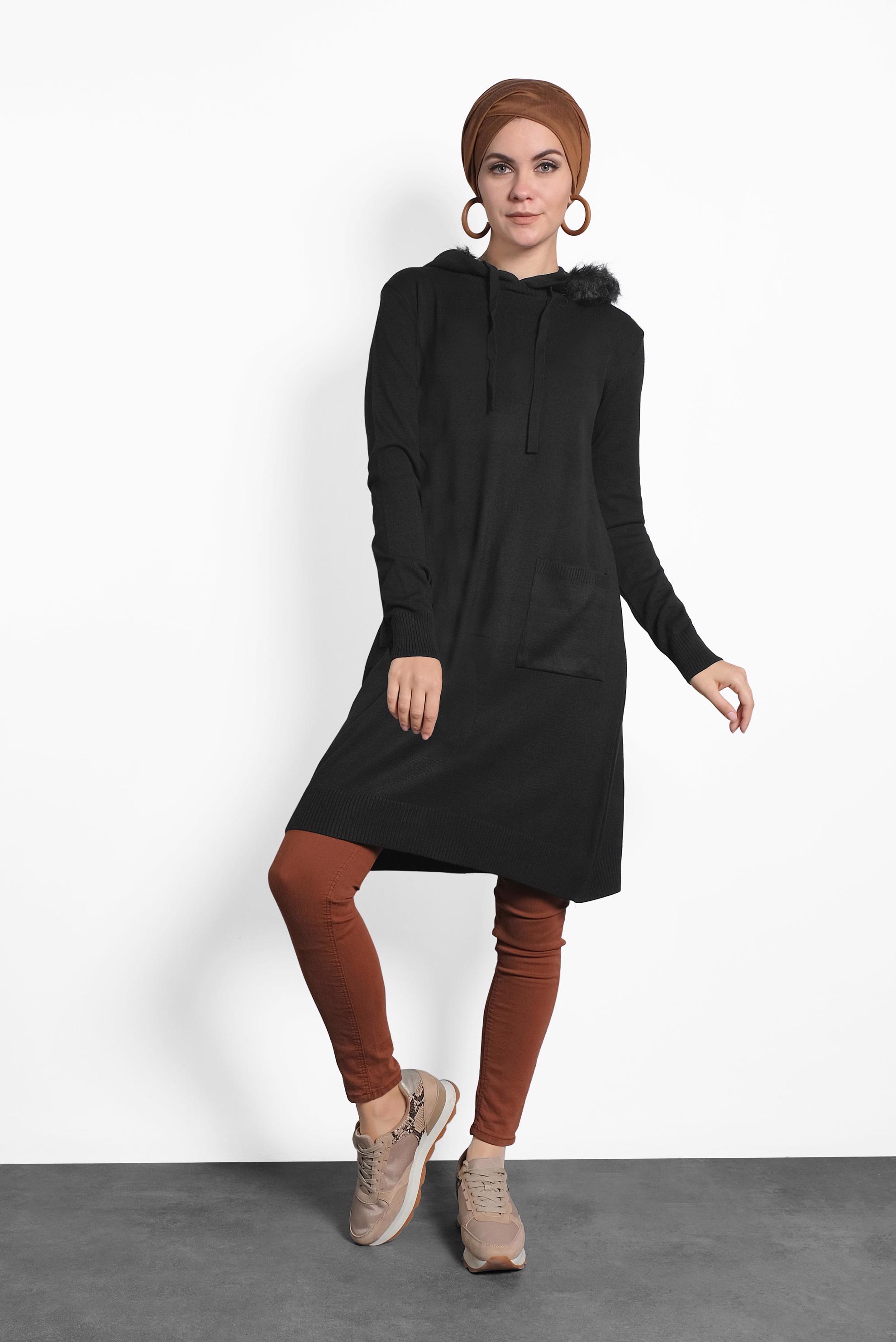 Tesettür giyim SİYAH TÜYLÜ KAPÜŞONLU TRİKO TUNİK 40046 