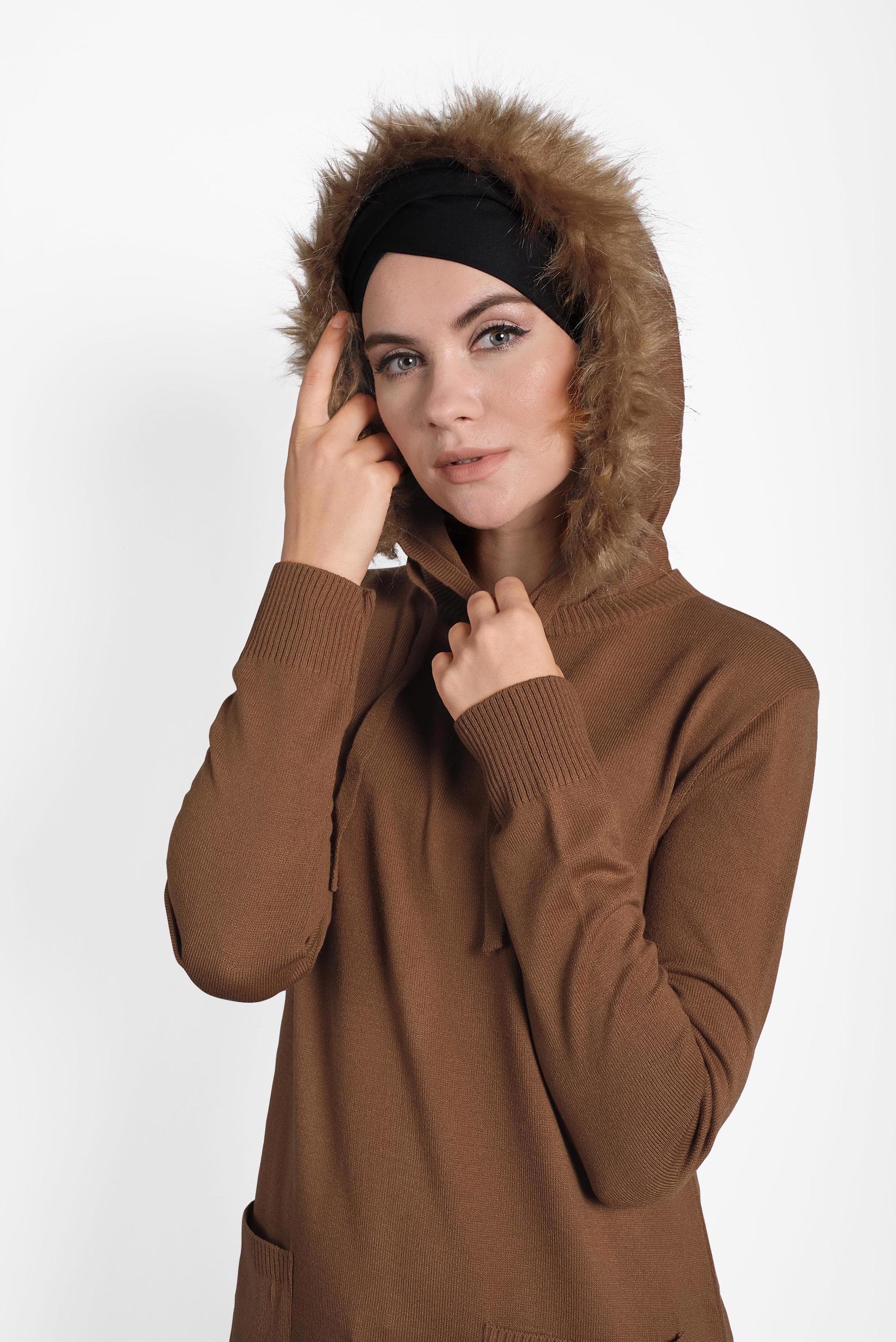 Tesettür giyim TABA TÜYLÜ KAPÜŞONLU TRİKO TUNİK 40046 