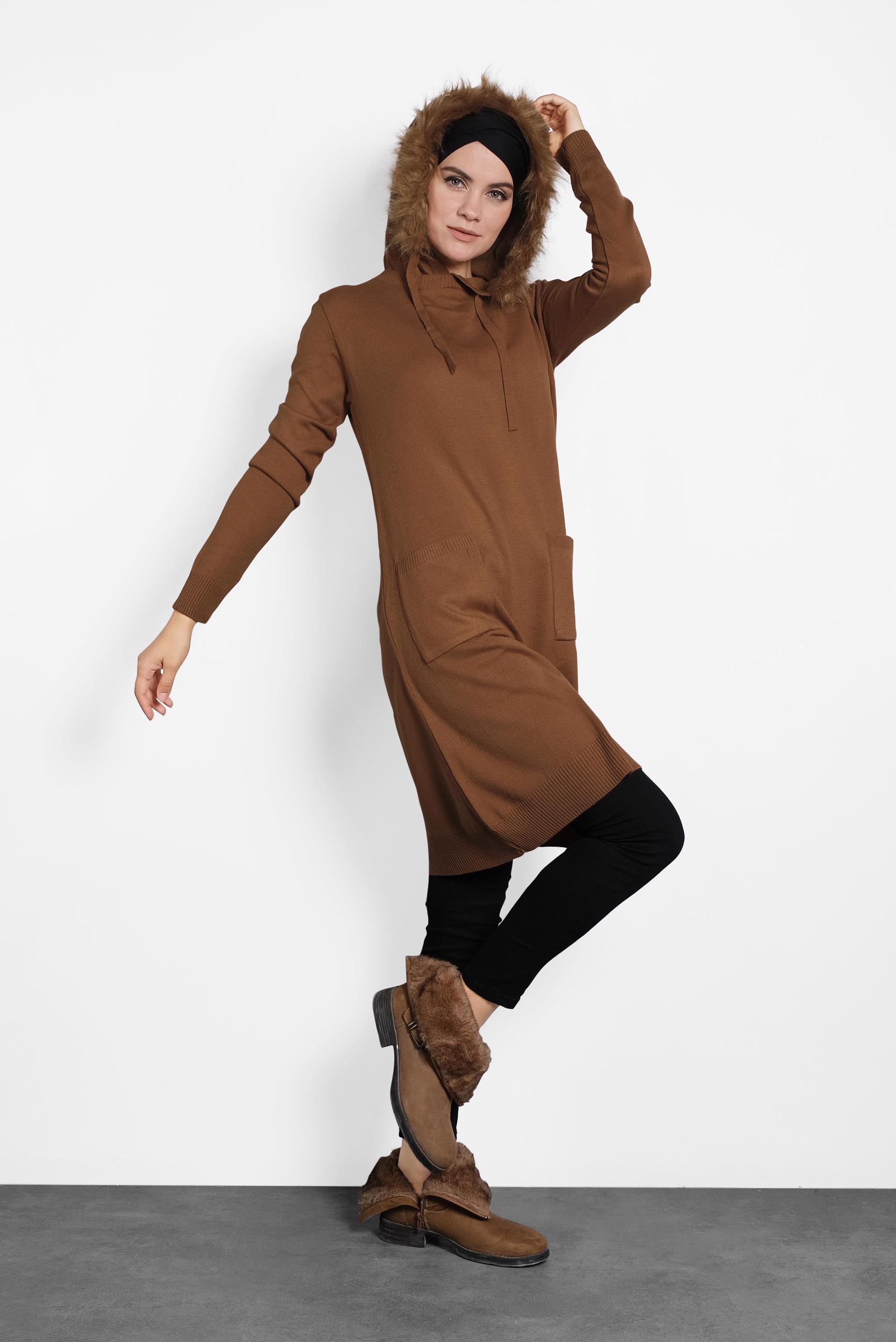 Tesettür giyim TABA TÜYLÜ KAPÜŞONLU TRİKO TUNİK 40046 