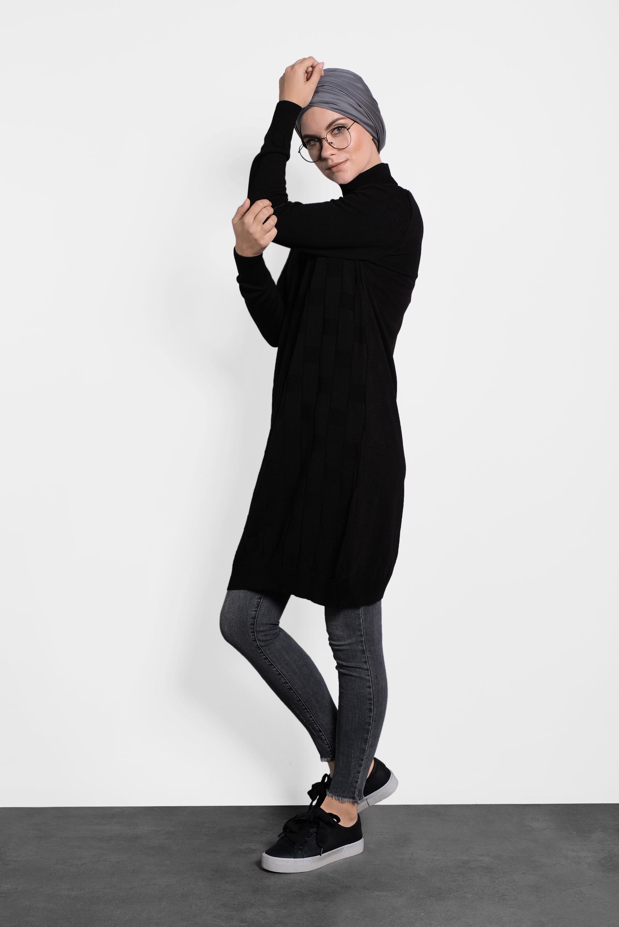 Tesettür giyim SİYAH BALIKÇI YAKA İNCE TRİKO TUNİK 40074