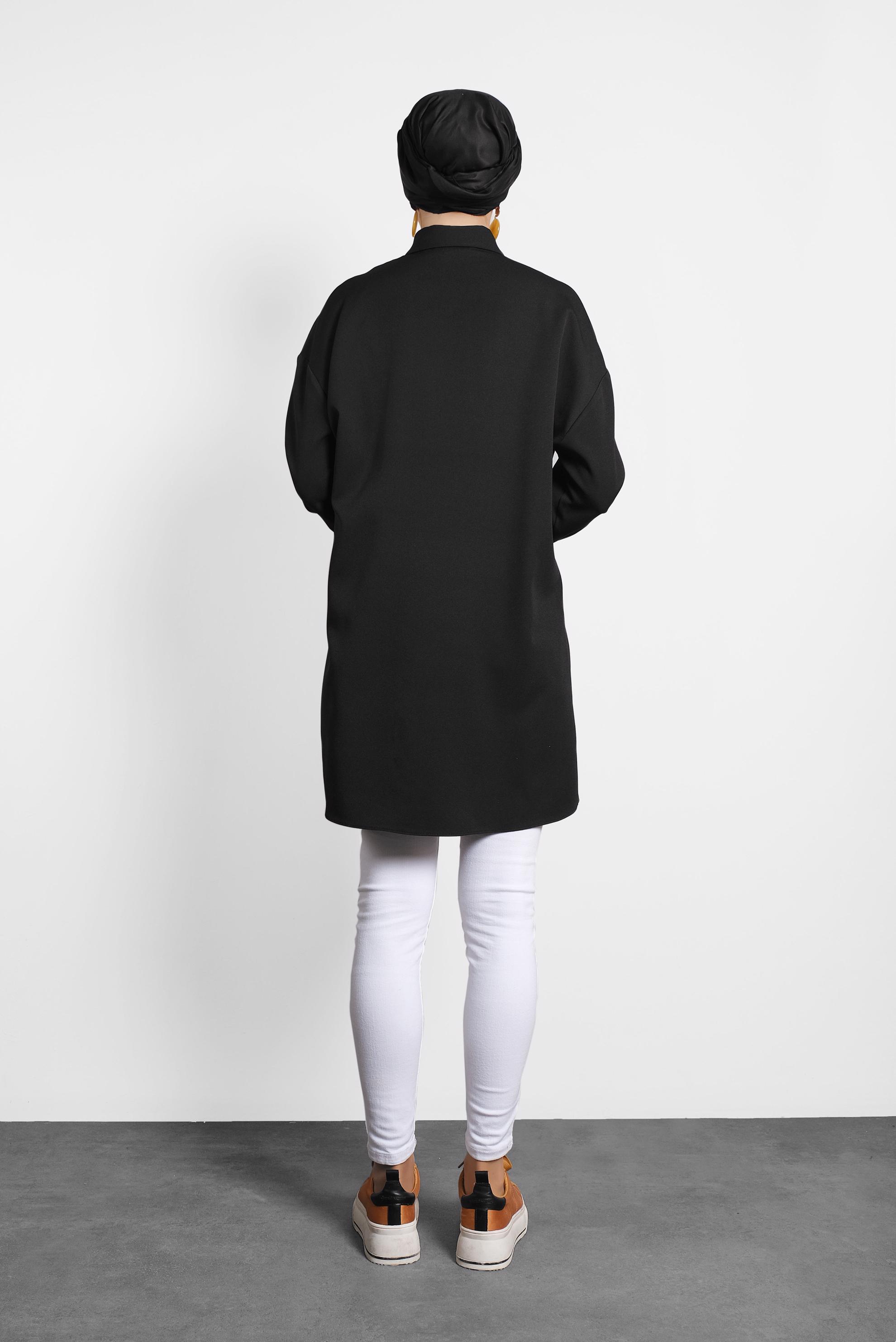 Tesettür giyim SİYAH PÜSKÜLLÜ DÜĞMELİ TUNİK 40112 