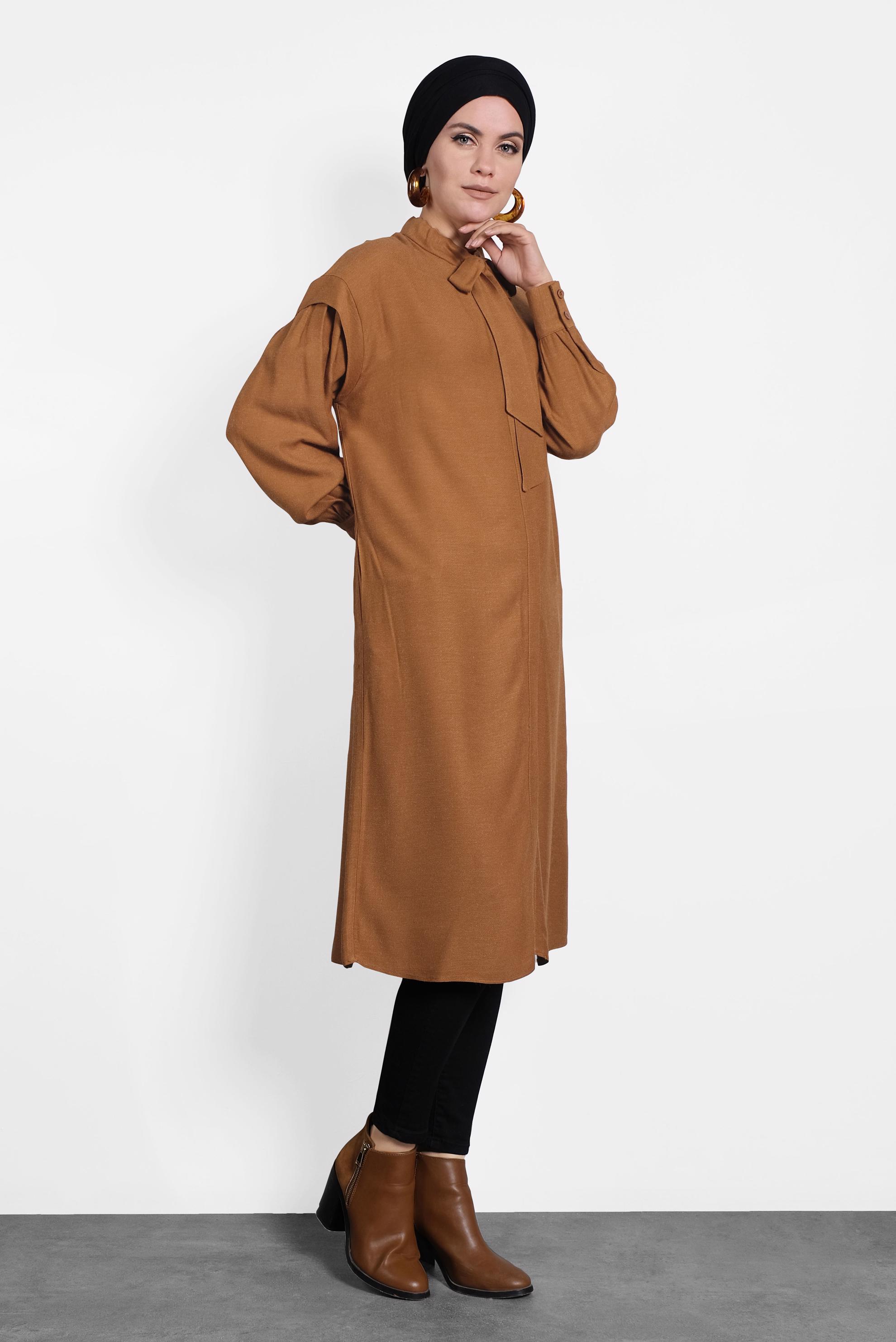 Tesettür giyim TABA YAKASI BAĞLI TUNİK 40114