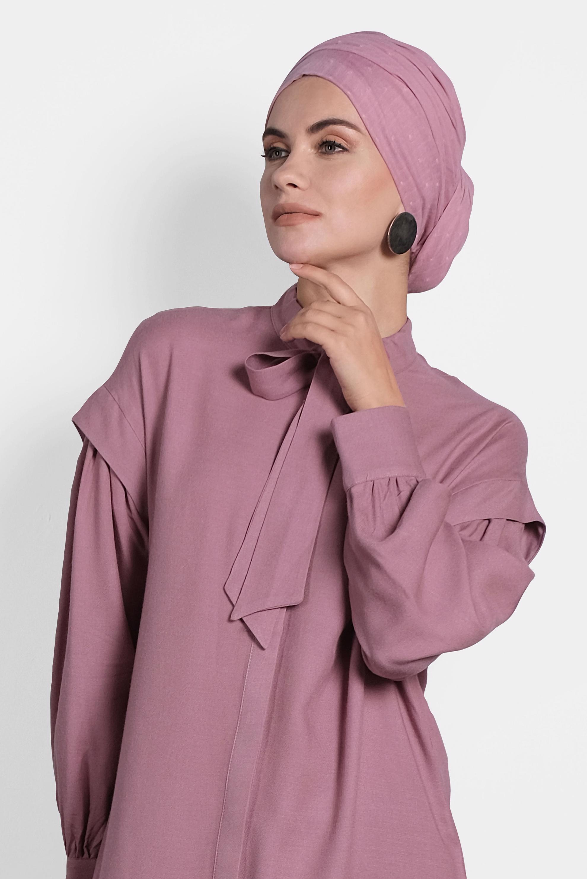 Tesettür giyim PEMBE YAKASI BAĞLI TUNİK 40114