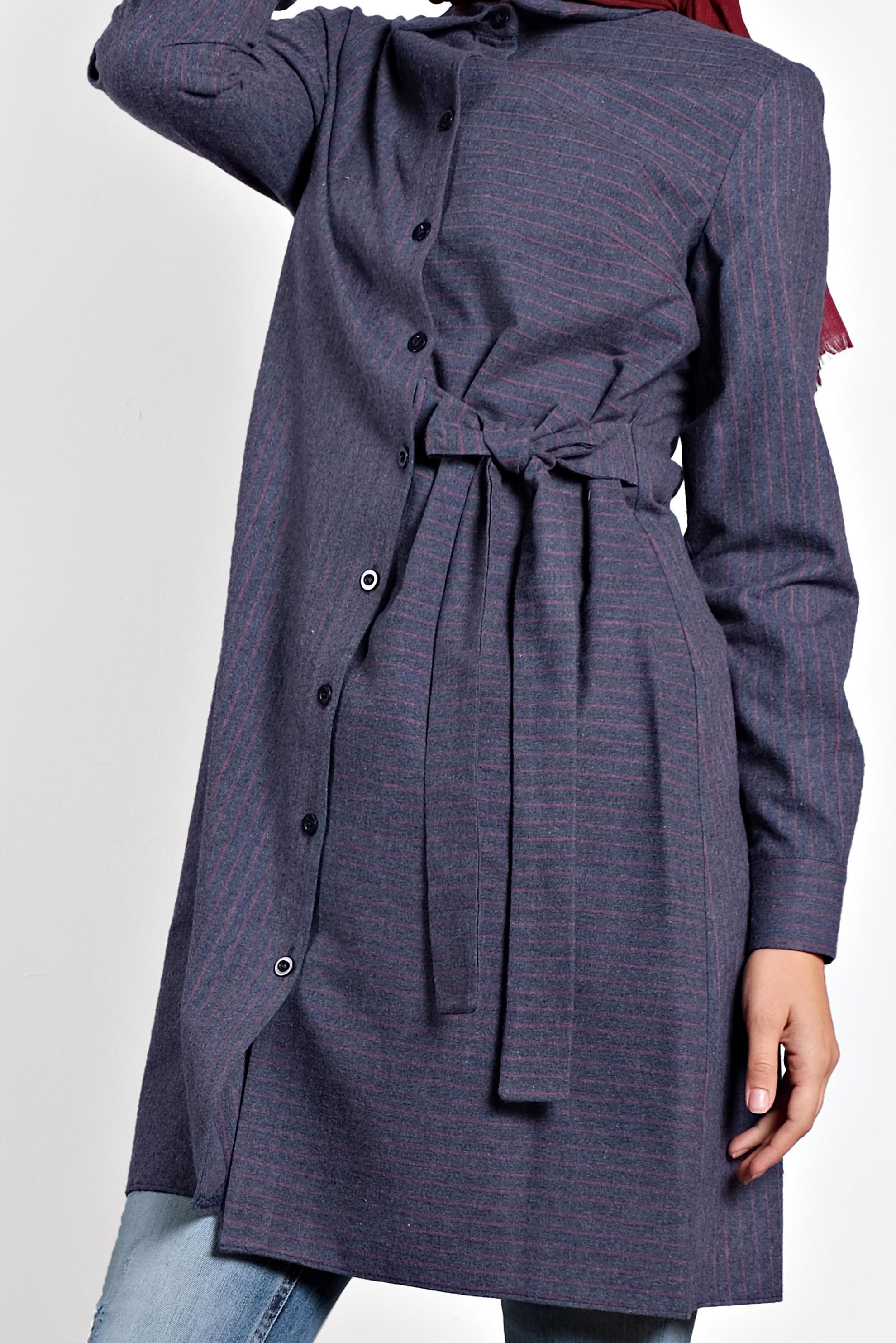 Tesettür giyim LACİVERT DÜĞMELİ TUNİK 40142