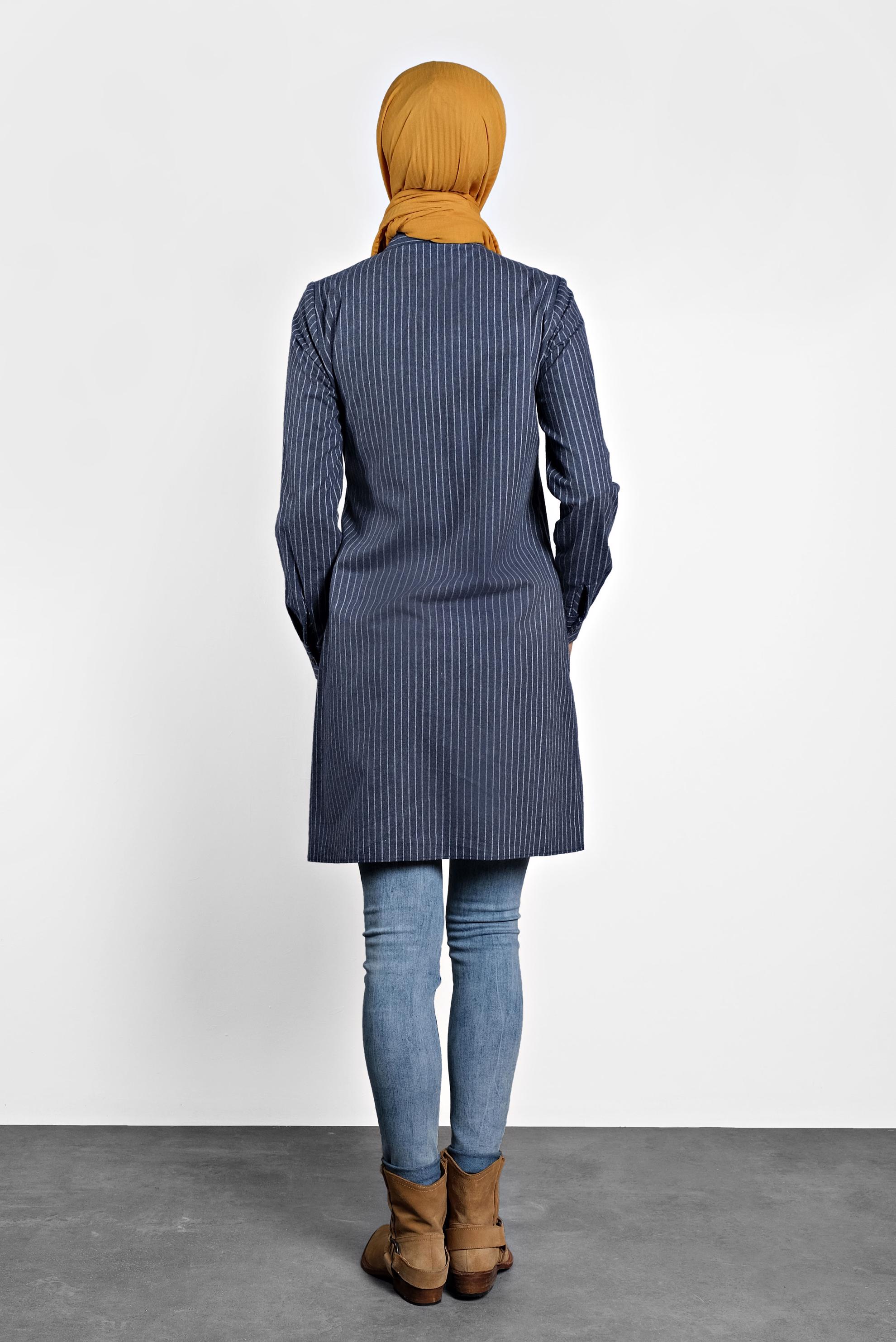 Tesettür giyim LACİVERT DÜĞMELİ TUNİK 40142