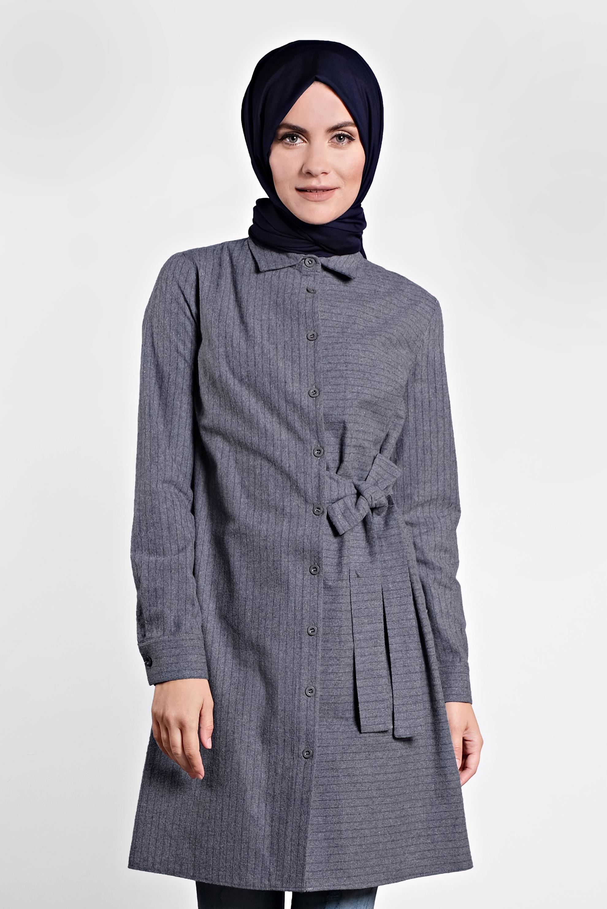 Tesettür giyim GRİ DÜĞMELİ TUNİK 40142