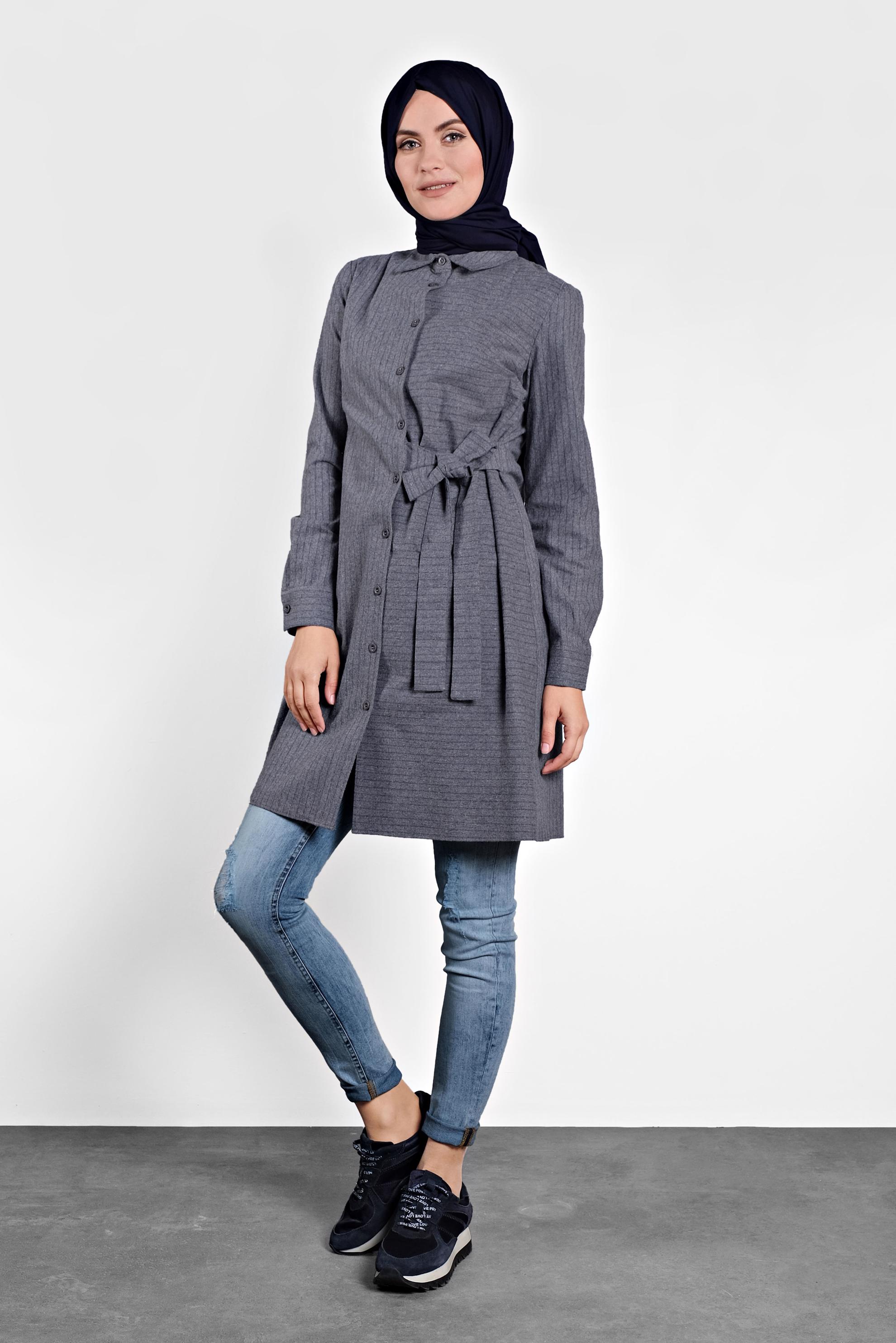 Tesettür giyim GRİ DÜĞMELİ TUNİK 40142