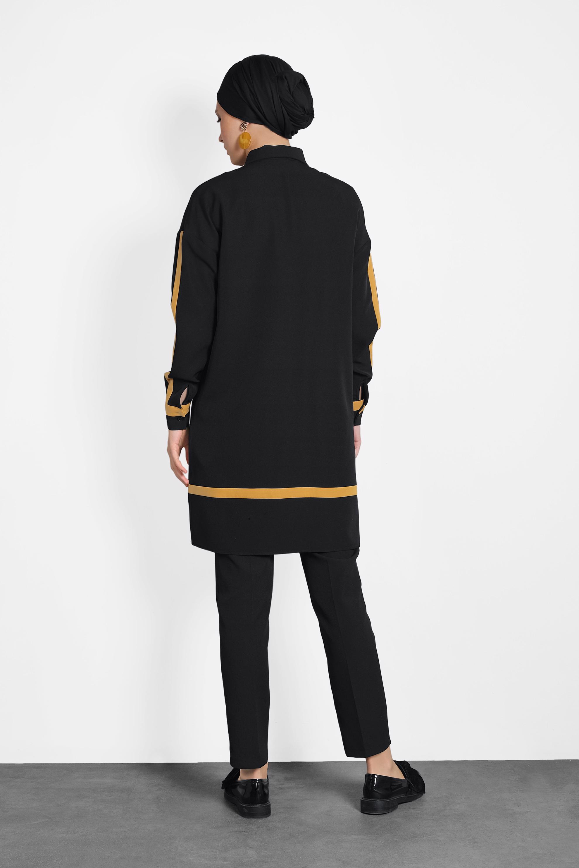 Tesettür giyim SİYAH ŞERİT DETAYLI DÜĞMELİ TUNİK 40150