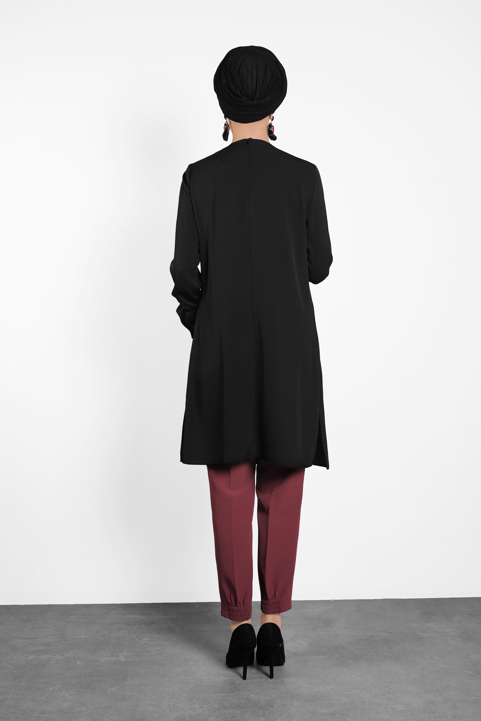 Tesettür giyim SİYAH YANLARI YIRTMAÇLI BASİC  TUNİK 40169