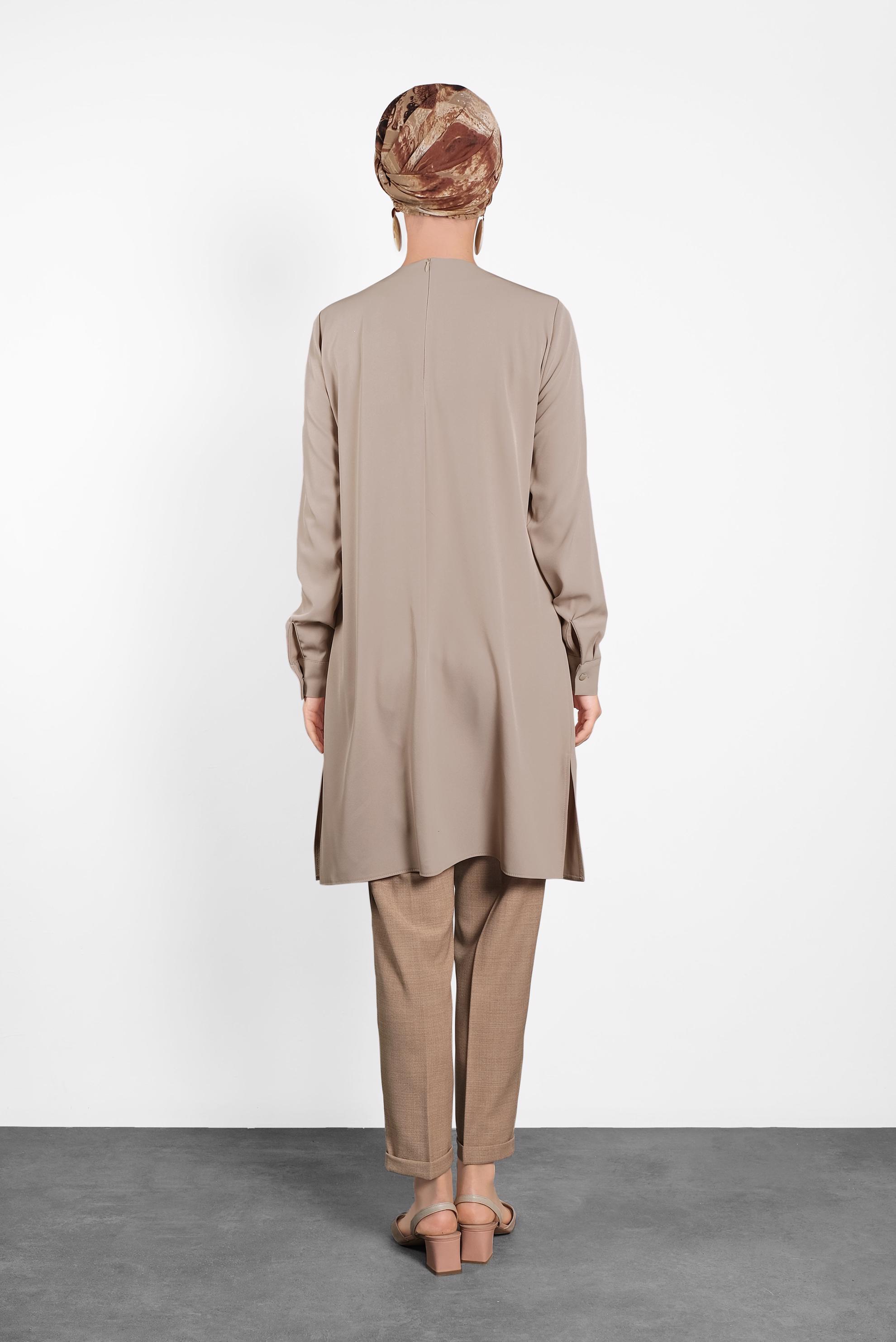 Tesettür giyim BEJ YANLARI YIRTMAÇLI BASİC  TUNİK 40169