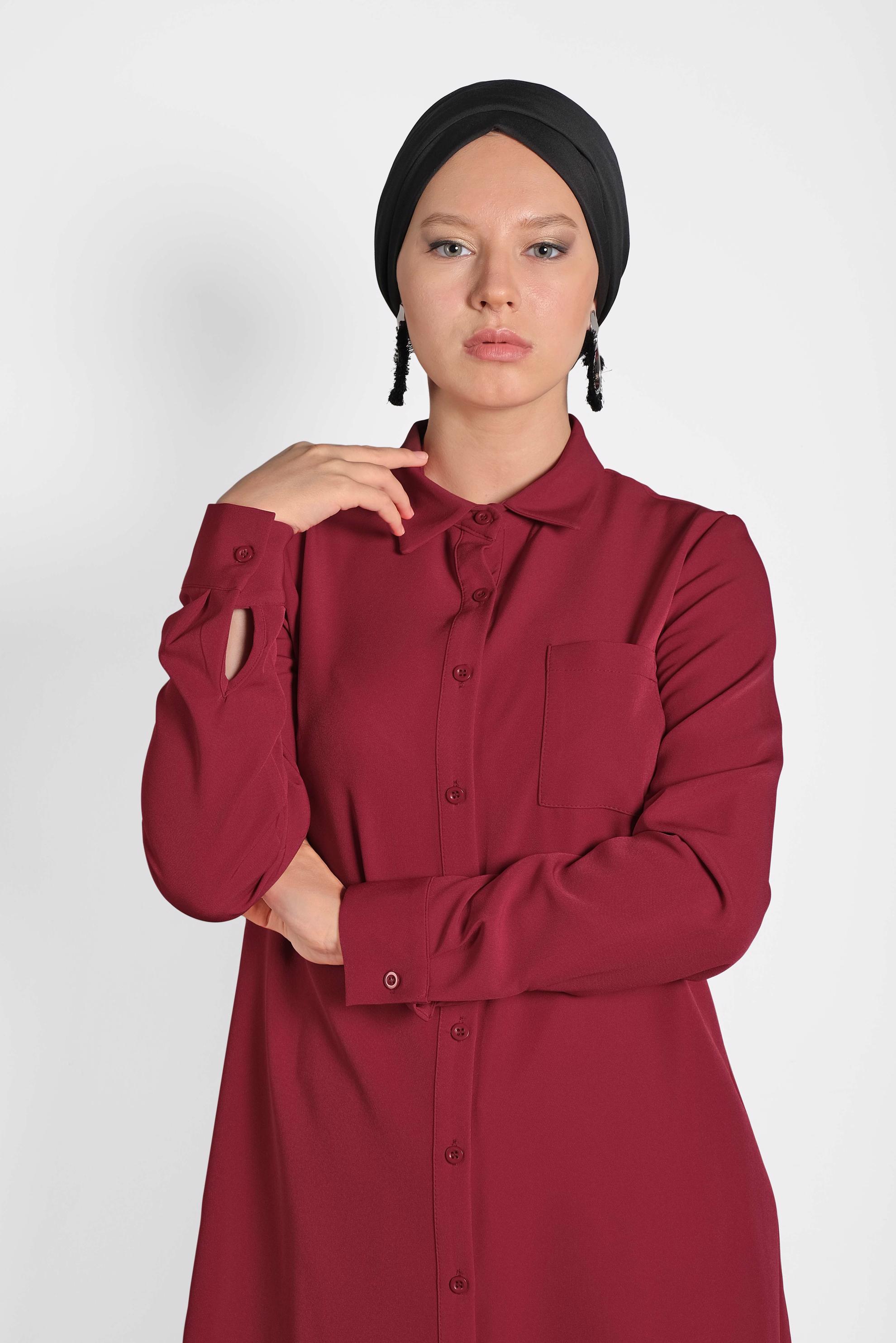 Tesettür giyim KIRMIZI DÜĞMELİ CEPLİ TUNİK 40173 