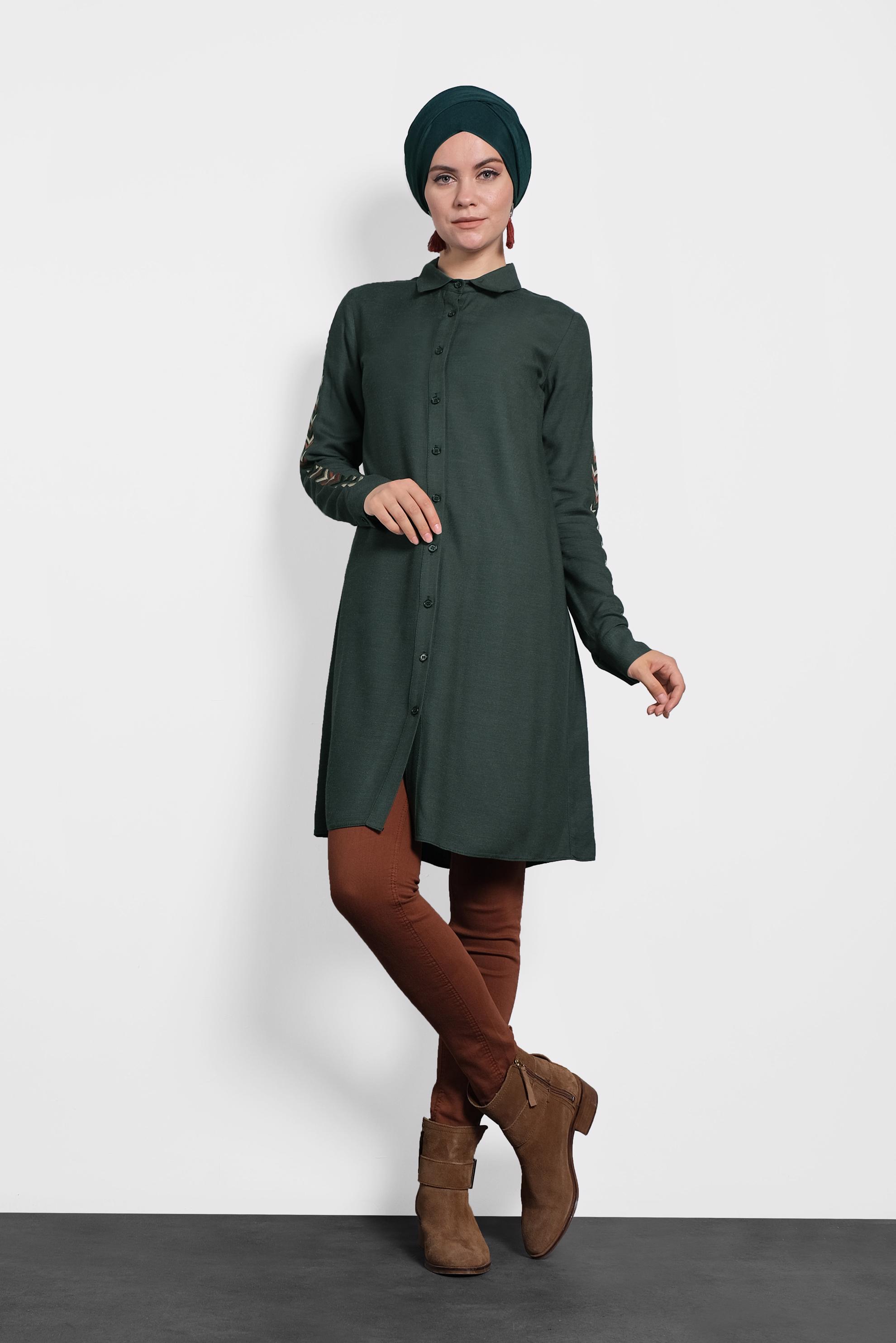 Tesettür giyim YEŞİL KOLLARI NAKIŞLI TUNİK 40181