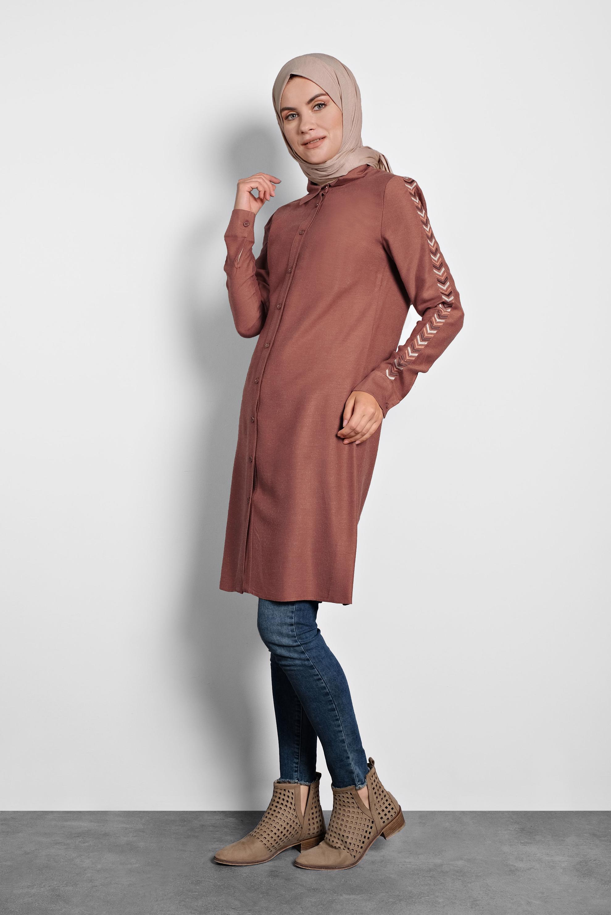 Tesettür giyim TURUNCU KOLLARI NAKIŞLI TUNİK 40181