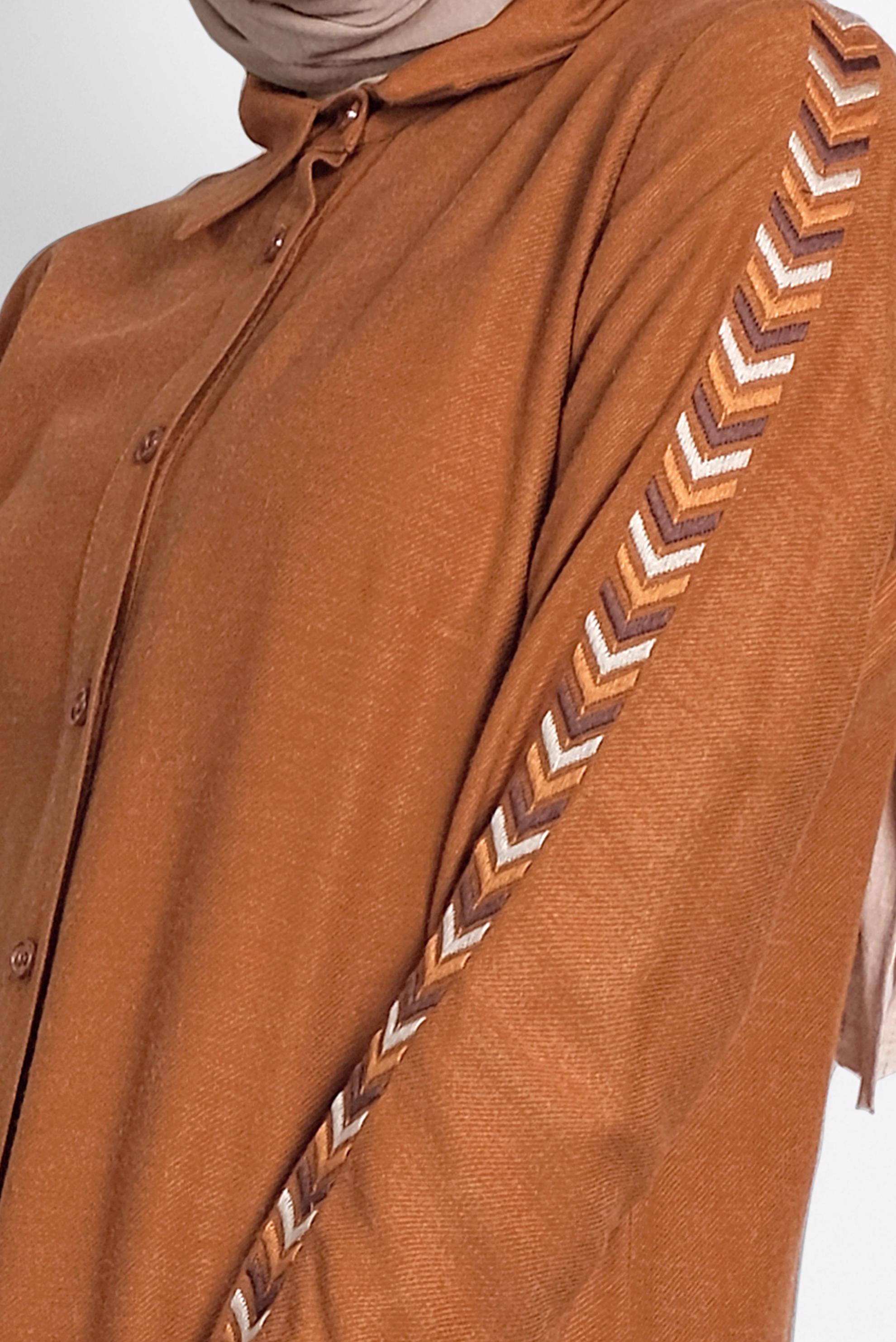 Tesettür giyim TABA KOLLARI NAKIŞLI TUNİK 40181