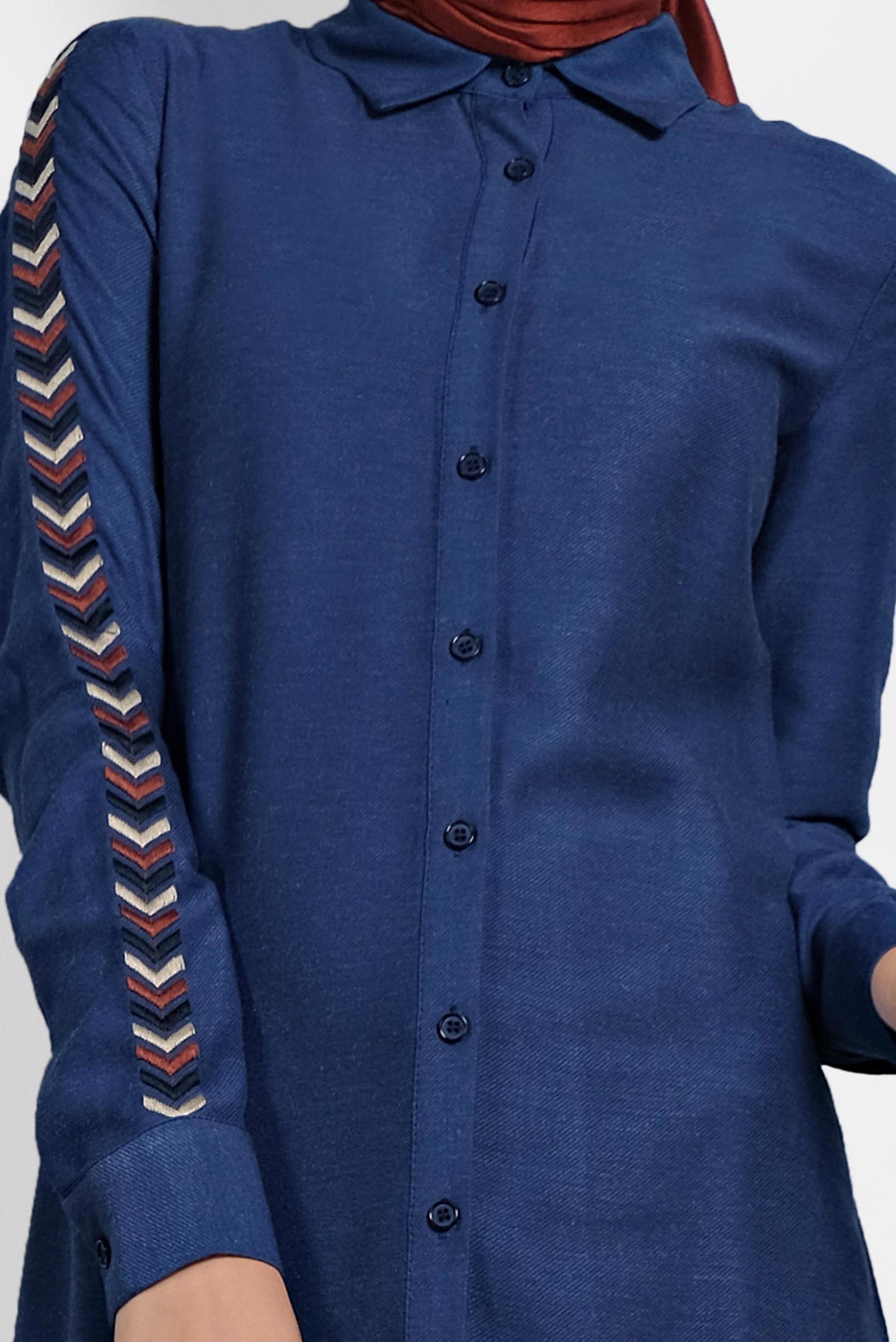 Tesettür giyim LACİVERT KOLLARI NAKIŞLI TUNİK 40181