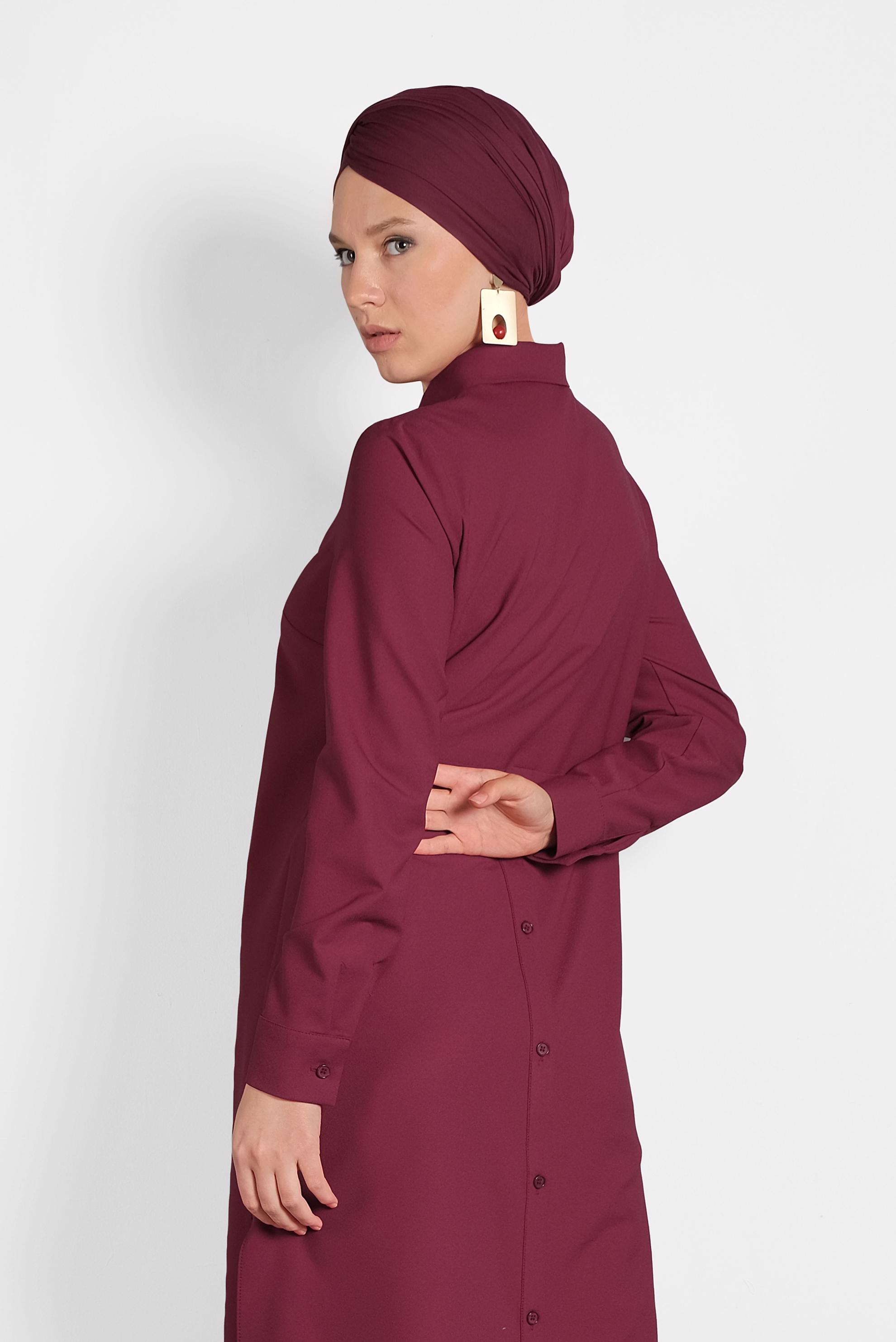 Tesettür giyim BORDO KUYRUKLU DÜĞMELİ TUNİK 40183 