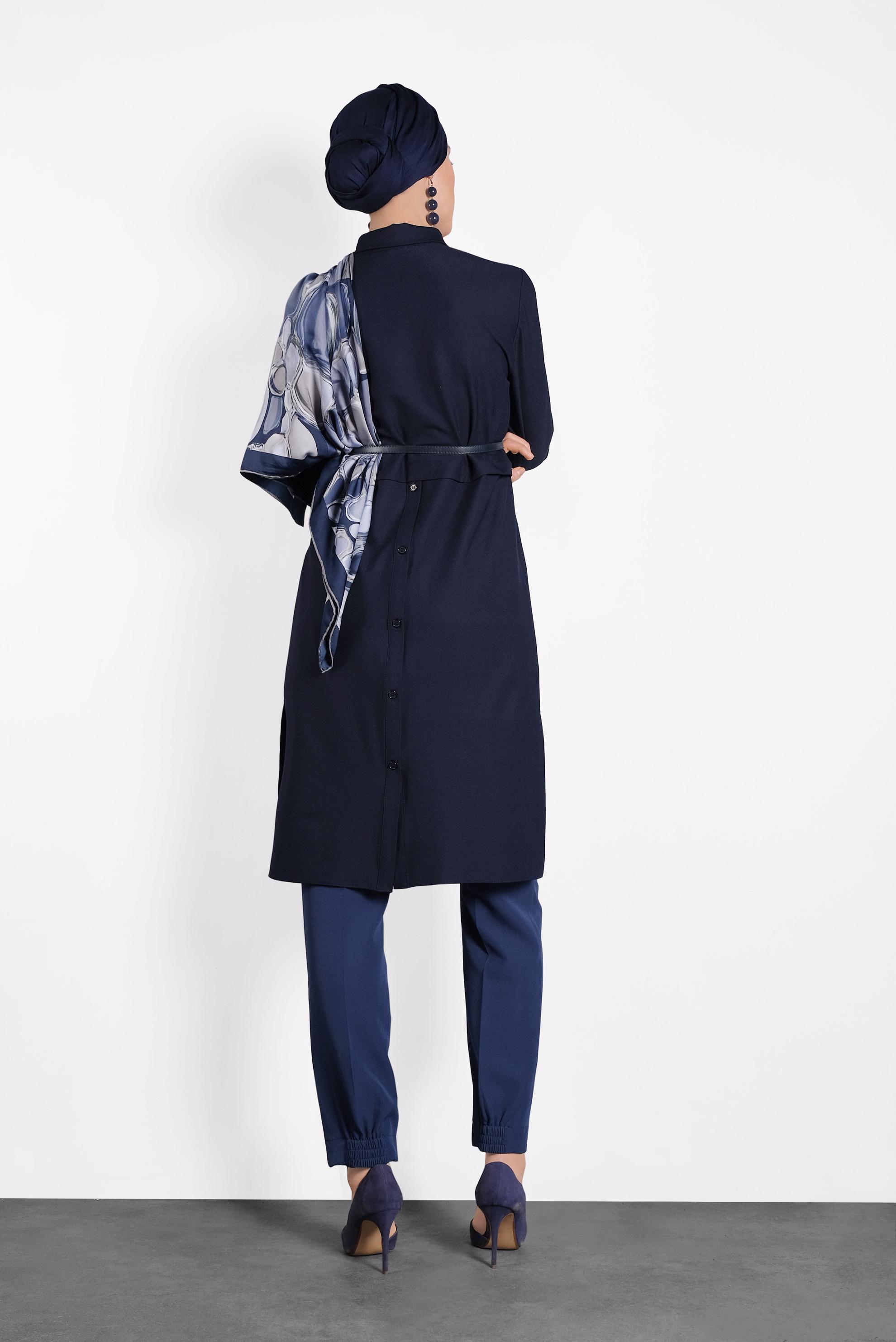 Tesettür giyim LACİVERT KUYRUKLU DÜĞMELİ TUNİK 40183 