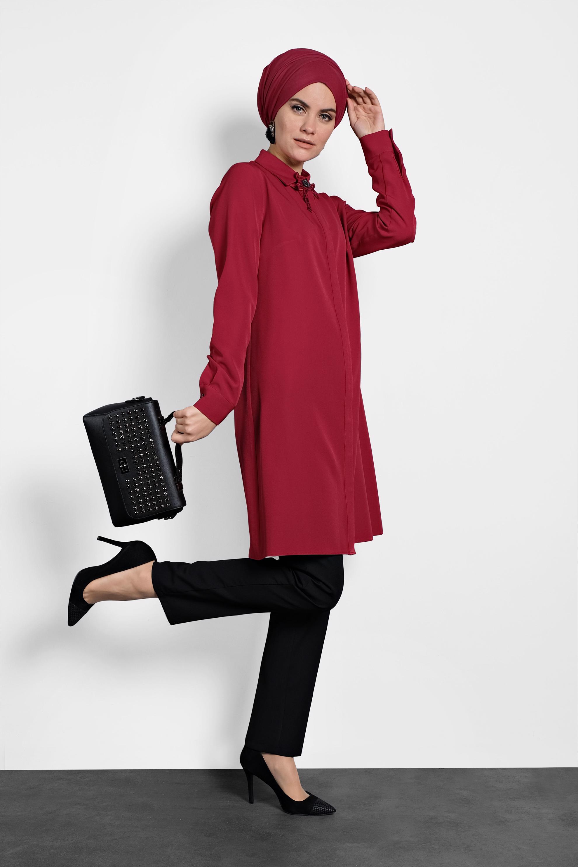 Tesettür giyim KIRMIZI GİZLİ DÜĞMELİ TUNİK 40209