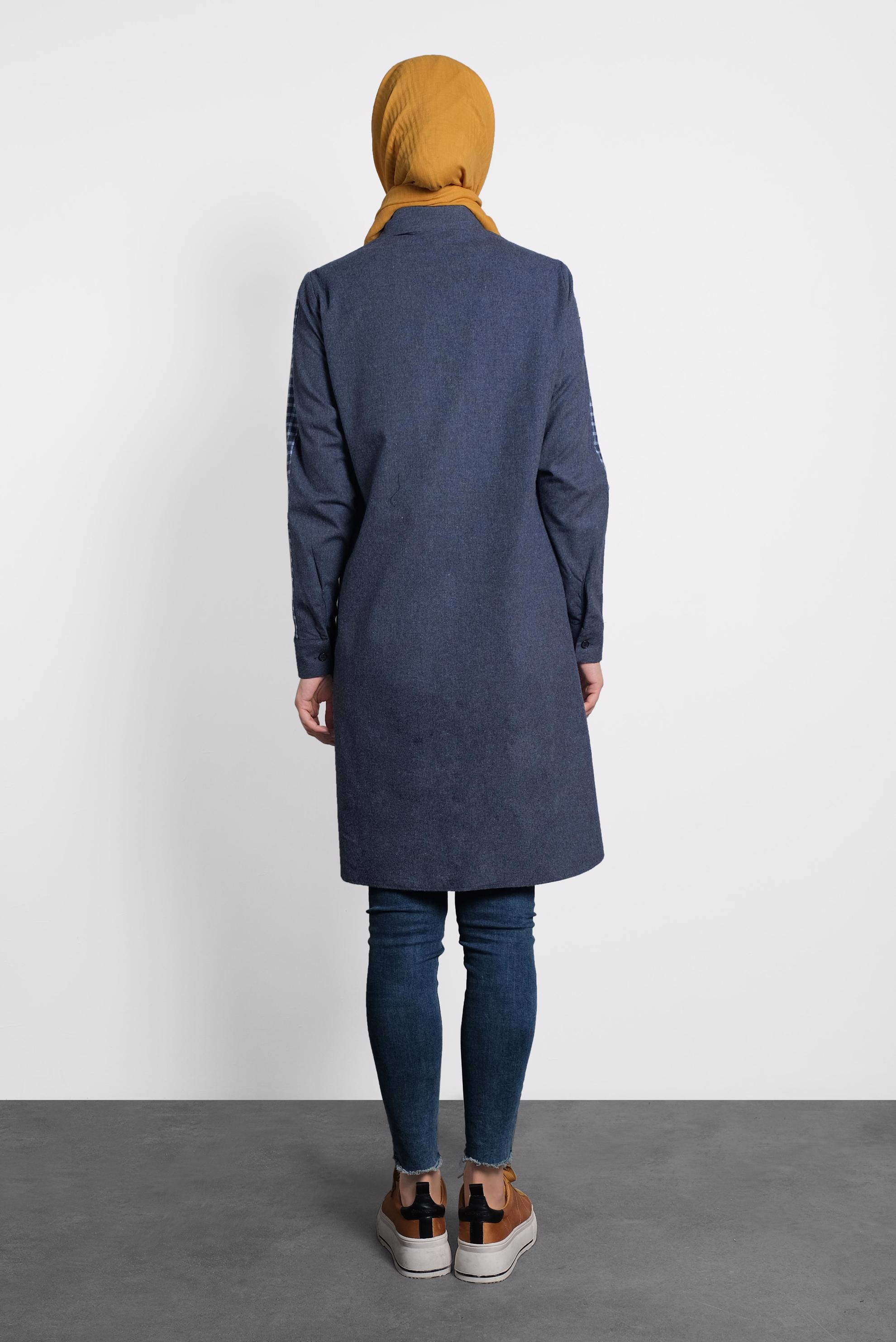 Tesettür giyim LACİVERT DÜĞMELİ GÖMLEK YAKA TUNİK 40212 