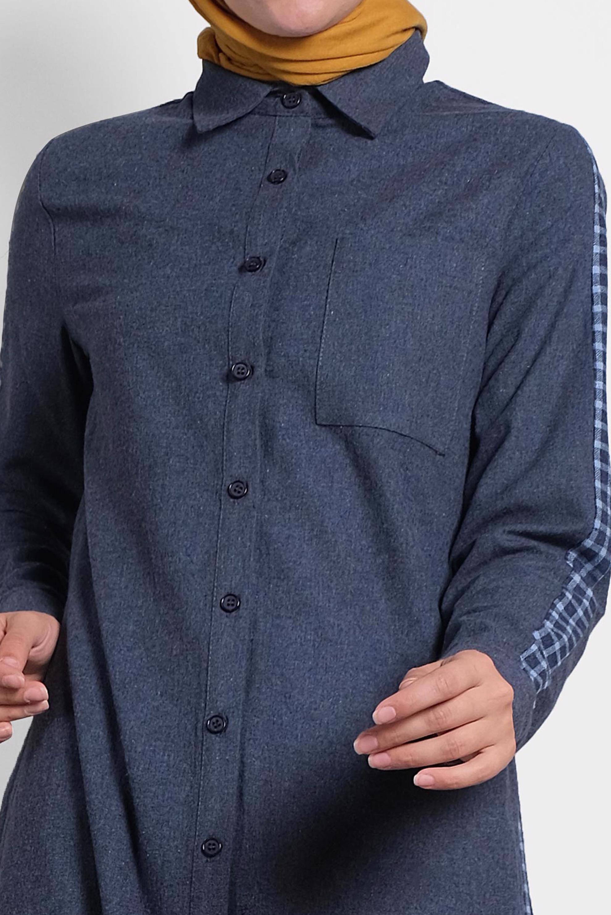 Tesettür giyim LACİVERT DÜĞMELİ GÖMLEK YAKA TUNİK 40212 