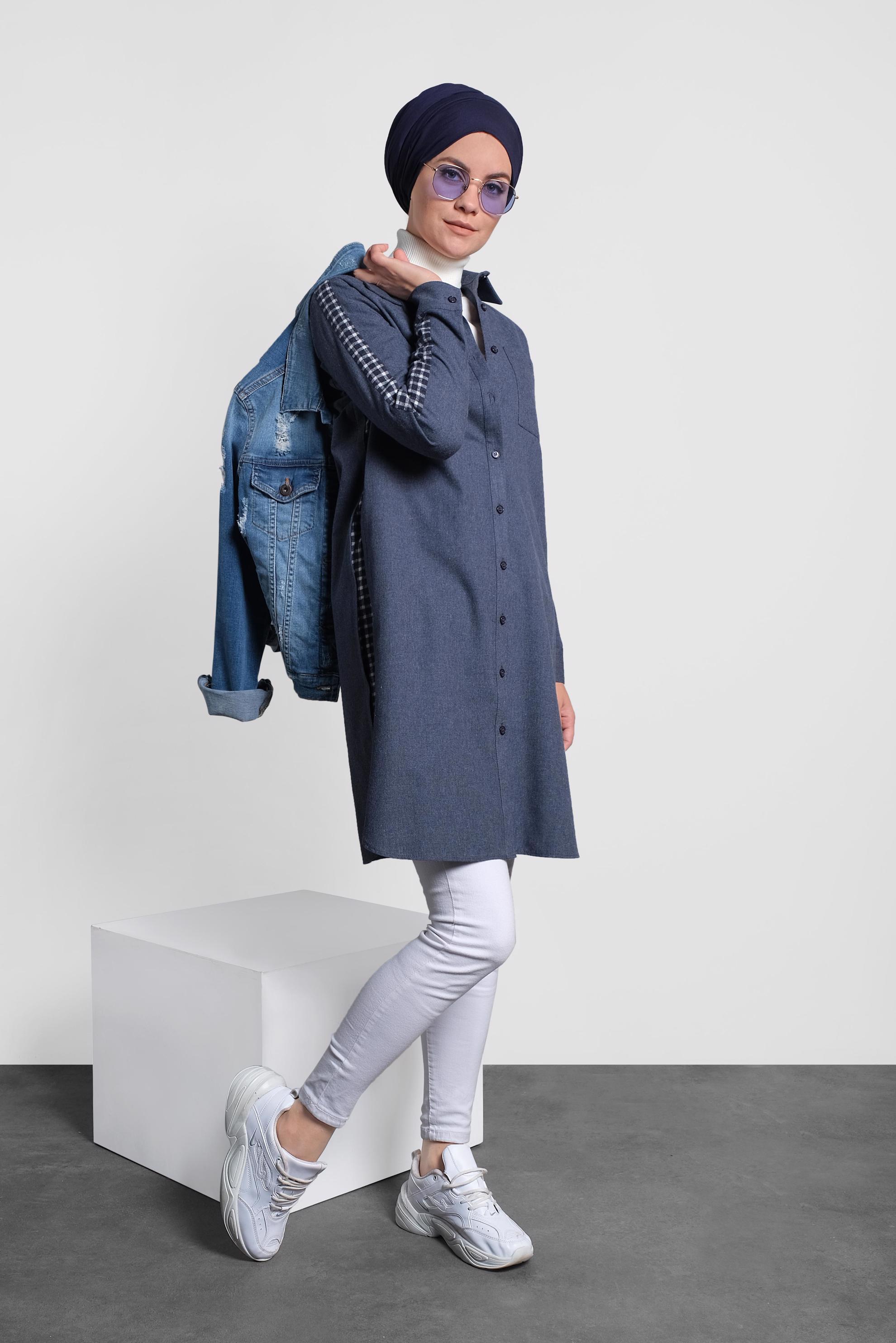 Tesettür giyim LACİVERT DÜĞMELİ GÖMLEK YAKA TUNİK 40212 