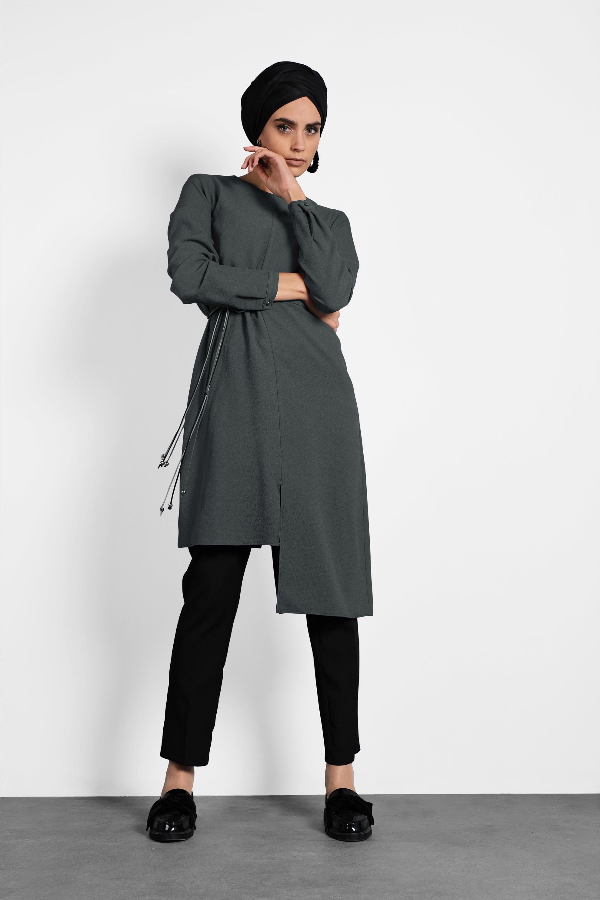 Tesettür giyim GRİ ASİMETRİK TUNİK 40237