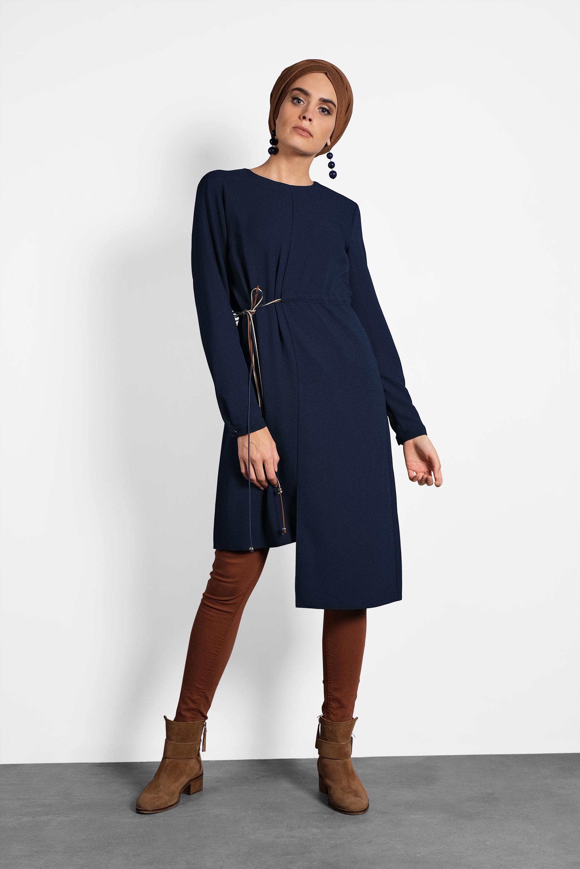 Tesettür giyim LACİVERT ASİMETRİK TUNİK 40237