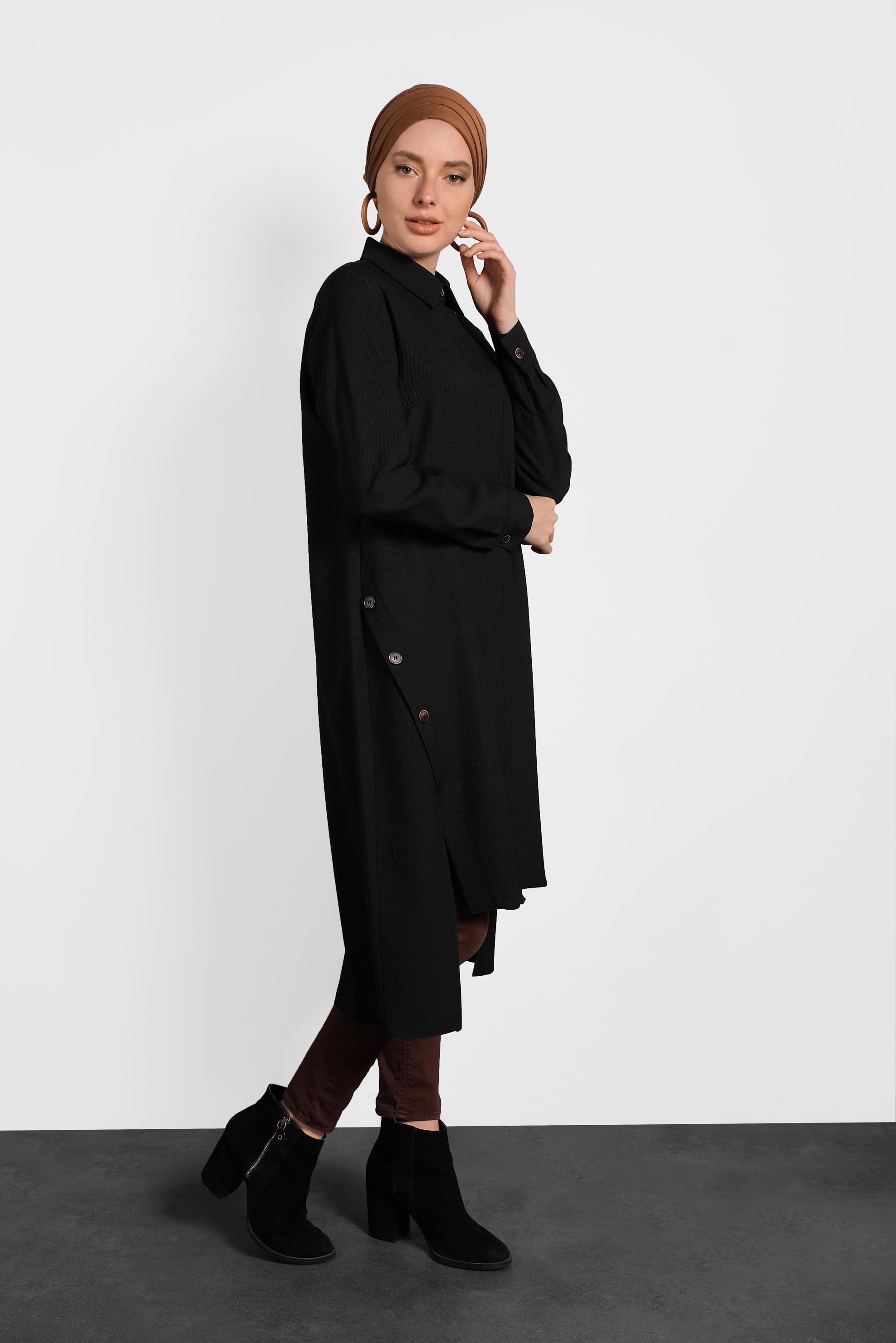 Tesettür giyim SİYAH YIRTMAÇLI GİZLİ DÜĞMELİ TUNİK 40257