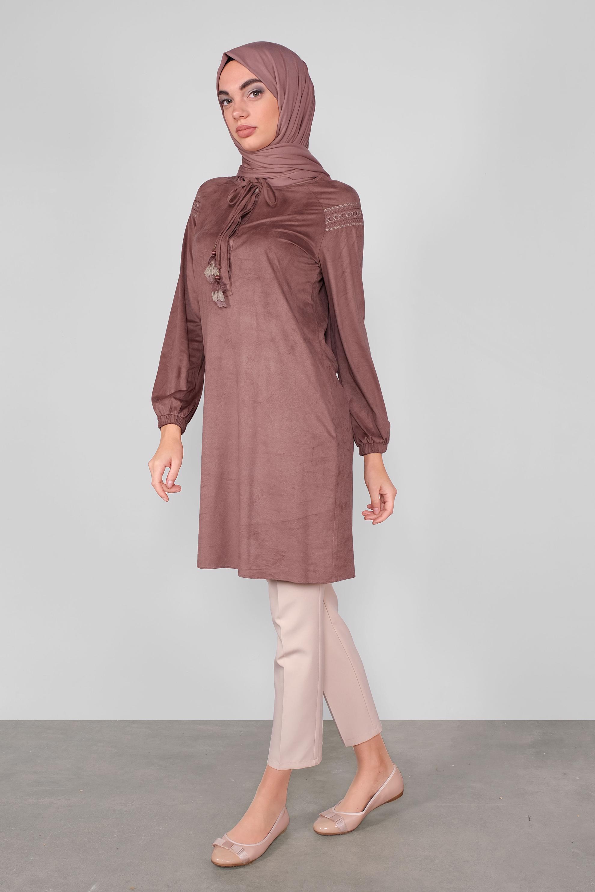 Tesettür giyim PUDRA YAKASI BAĞCIKLI TUNİK 40263 