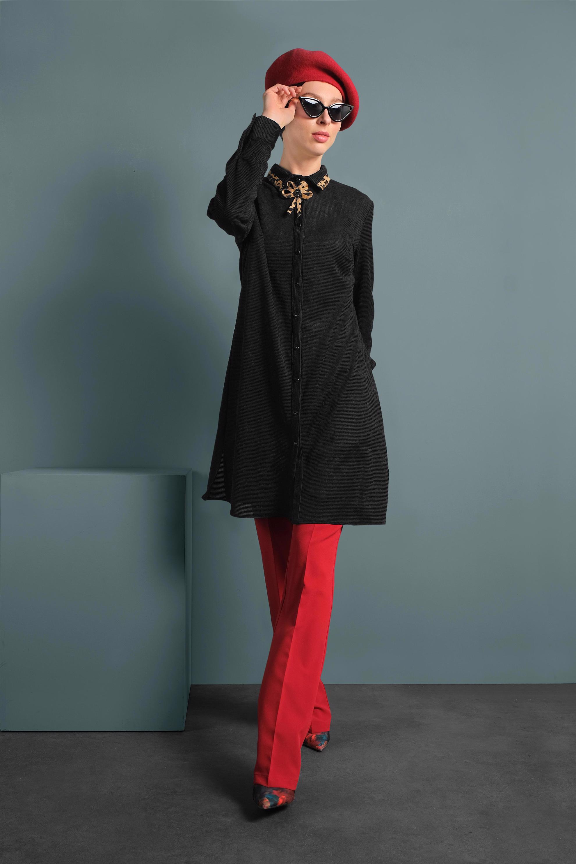 Tesettür giyim SİYAH LEOPAR DESEN DETAYLI ŞÖNİL KADİFE TUNİK 40284 