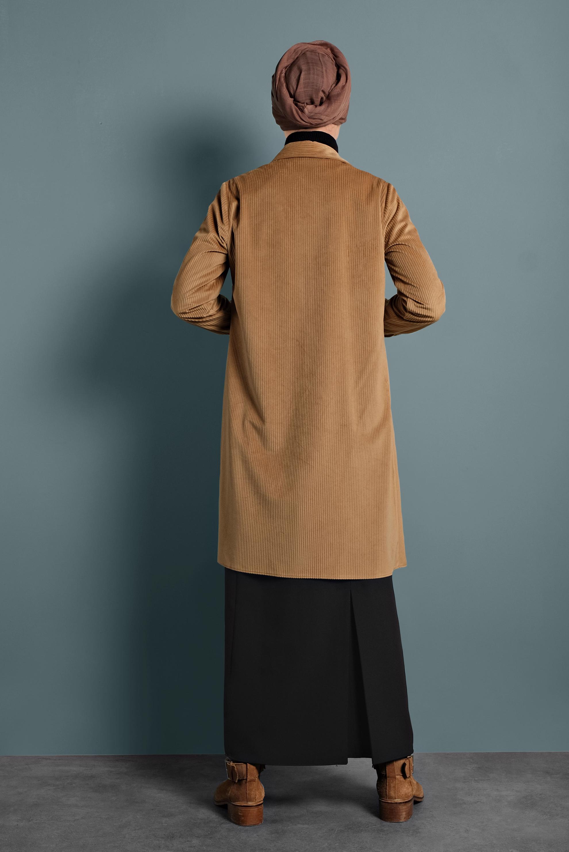 Tesettür giyim KAHVE PÜSKÜL DETAYLI FİTİLLİ KADİFE TUNİK 40356 