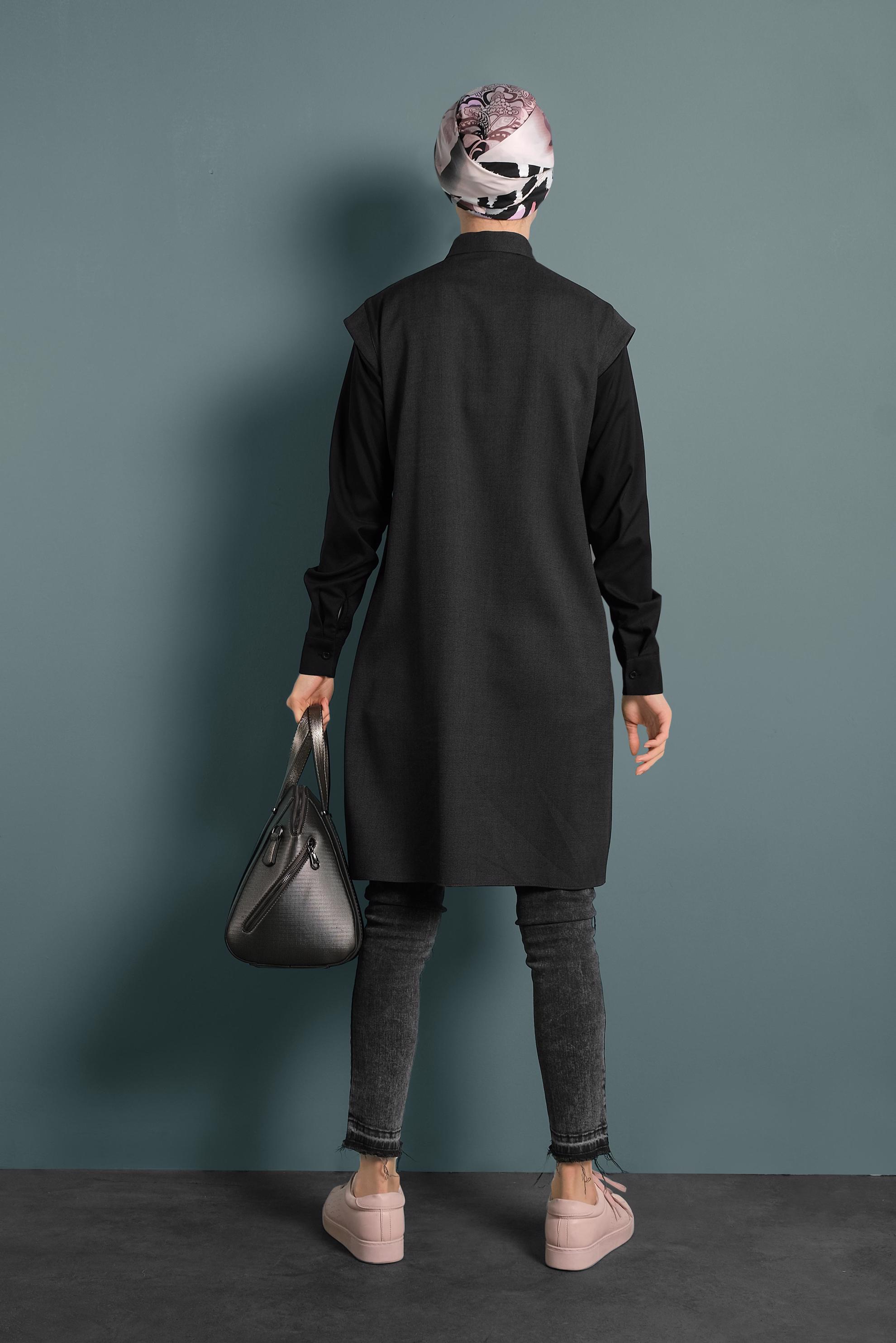 Tesettür giyim SİYAH YAKASI BAĞCIKLI TUNİK 40386 