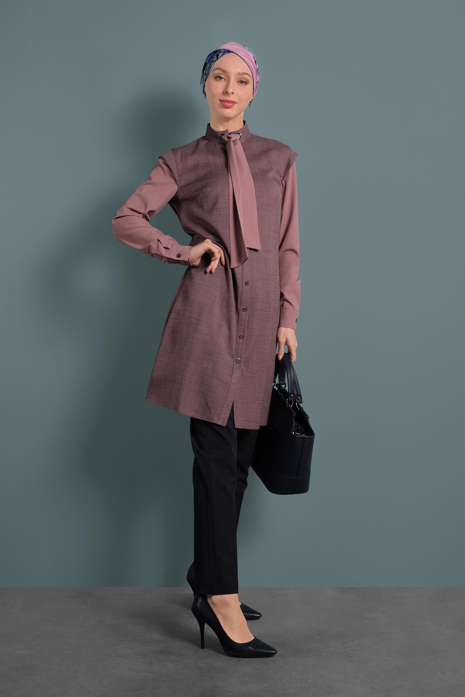 Tesettür giyim PUDRA YAKASI BAĞCIKLI TUNİK 40386 