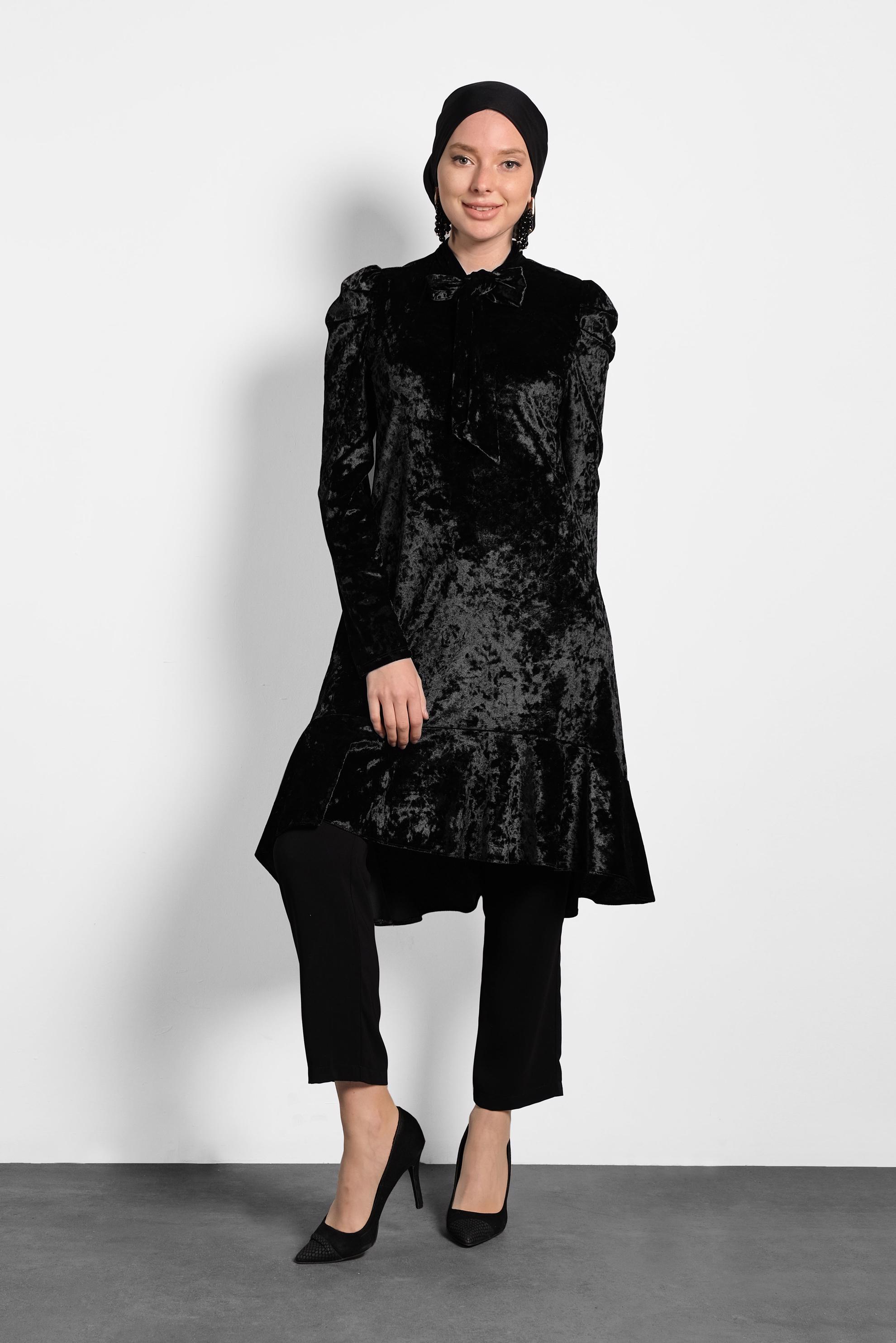 Tesettür giyim SİYAH ETEK UCU VOLANLI YAKASI BAĞLI TUNİK 40387