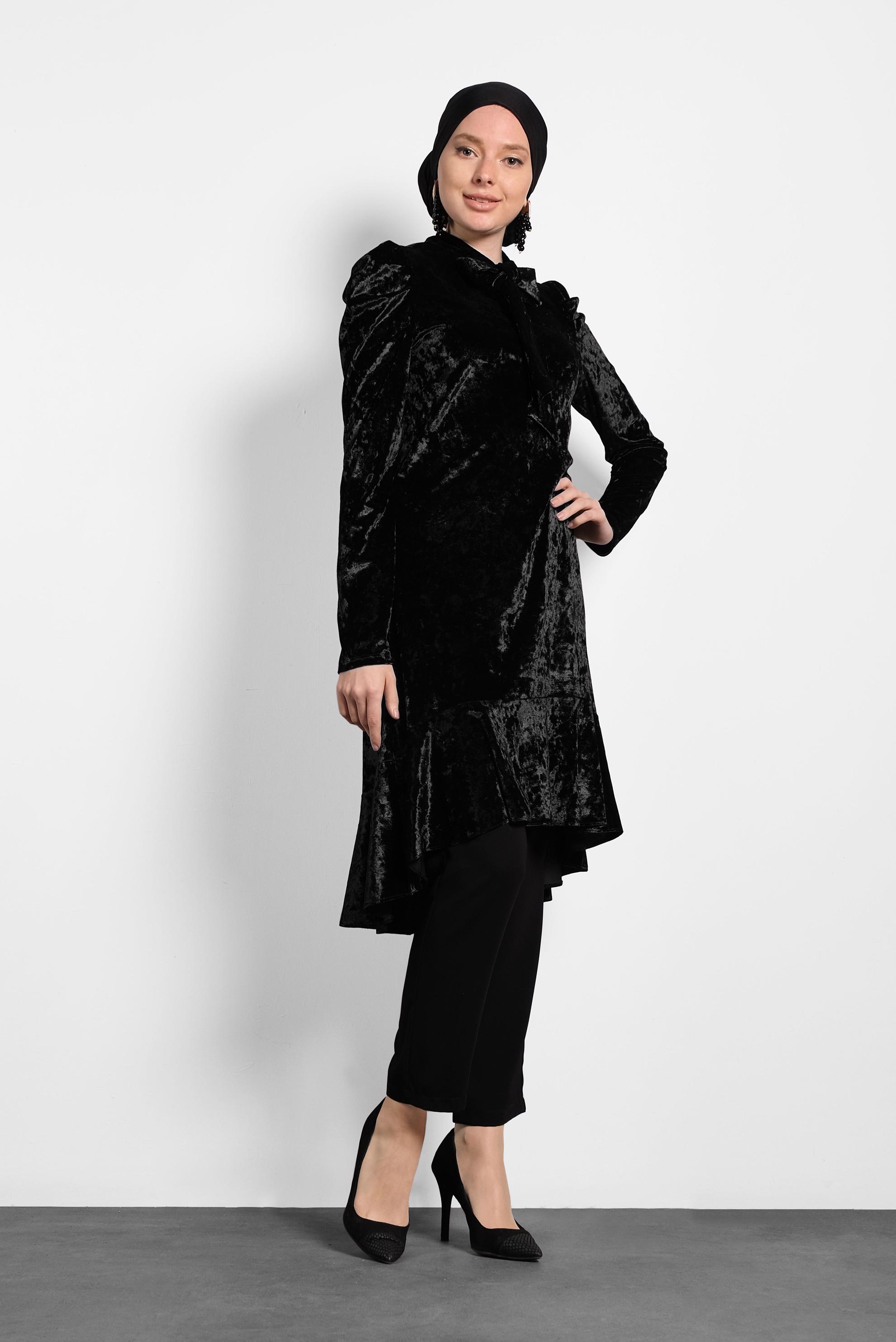 Tesettür giyim SİYAH ETEK UCU VOLANLI YAKASI BAĞLI TUNİK 40387