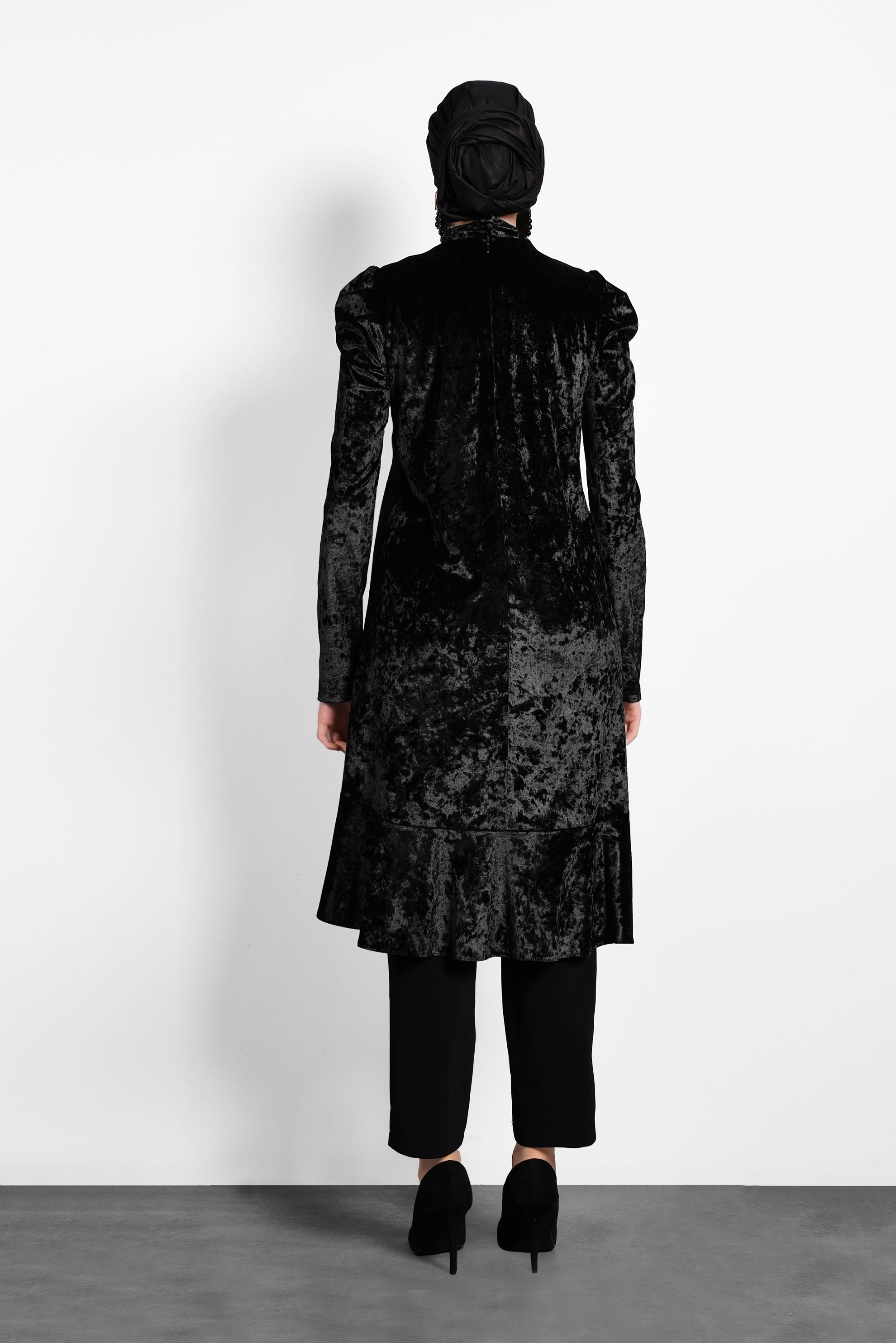 Tesettür giyim SİYAH ETEK UCU VOLANLI YAKASI BAĞLI TUNİK 40387