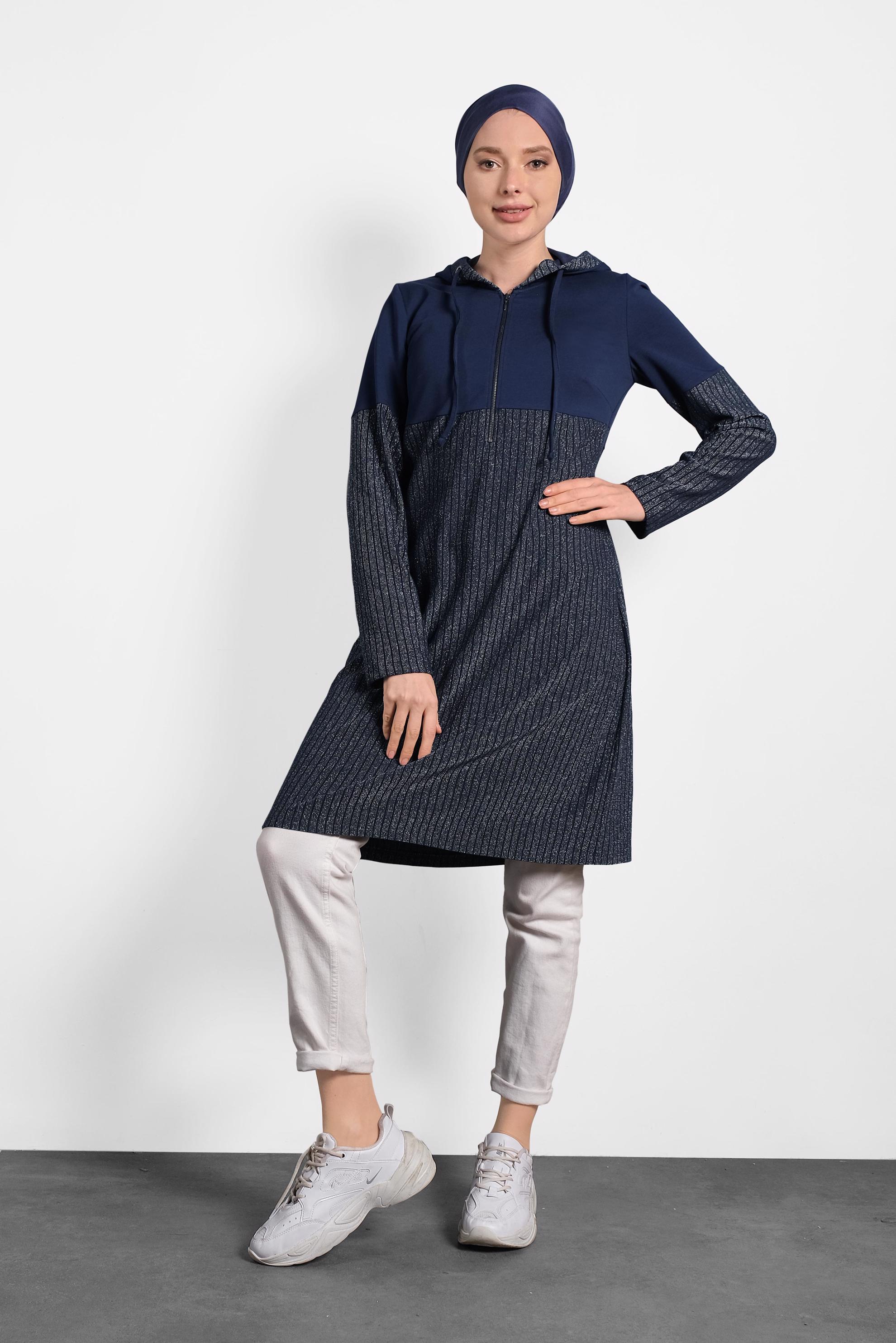 Tesettür giyim LACİVERT KAPÜŞONLU SİMLİ TUNİK 40401