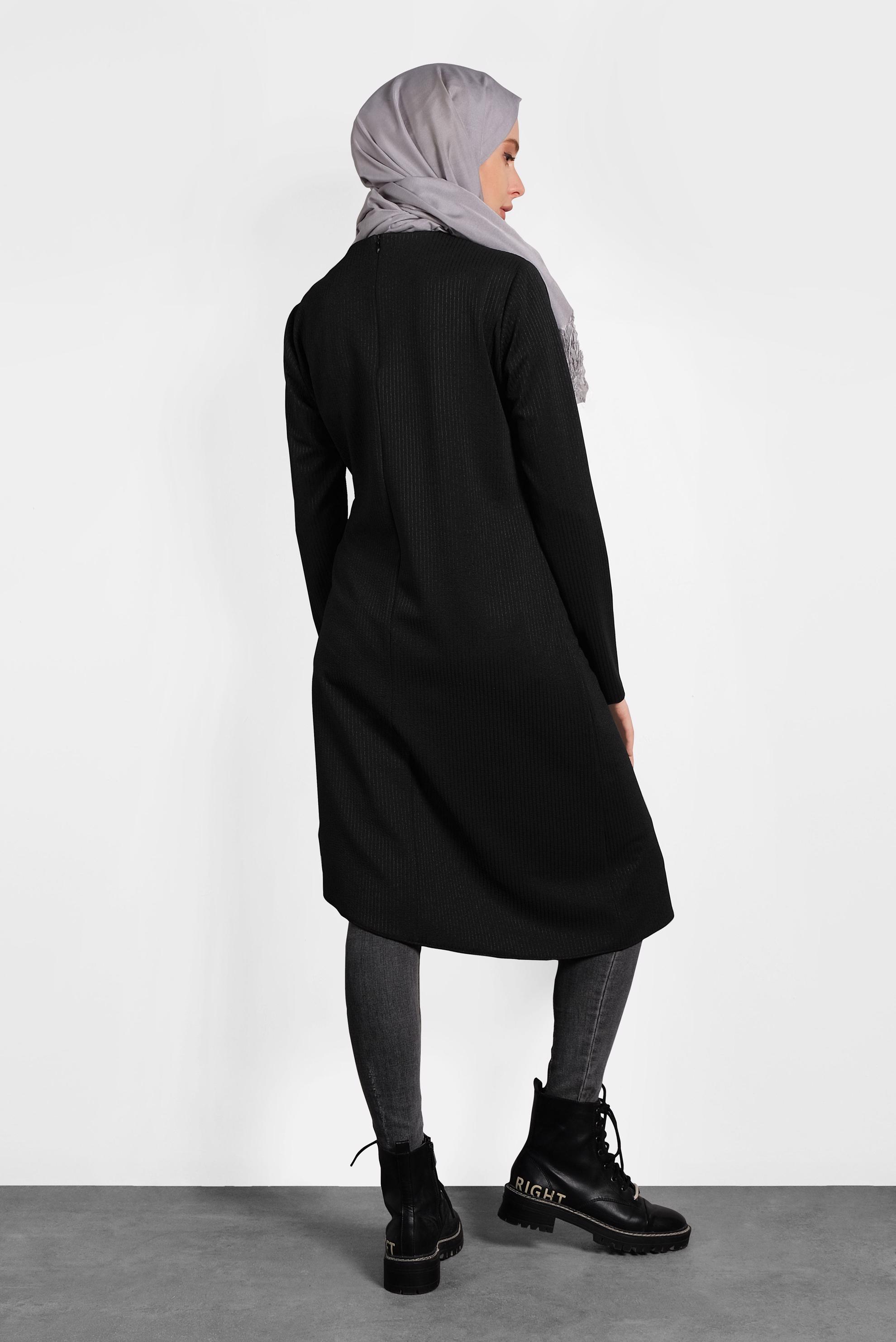 Tesettür giyim SİYAH ASİMETRİK KESİM TUNİK 40405